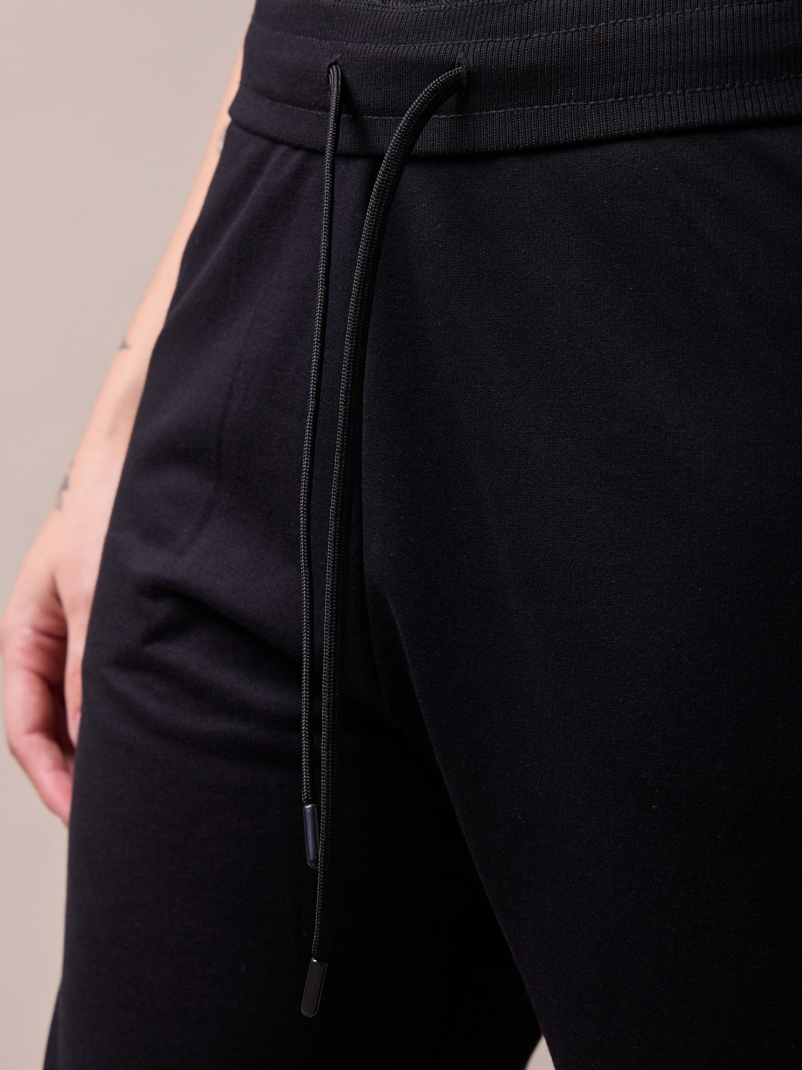 1568virkfcuxq1rb1rxcutpk