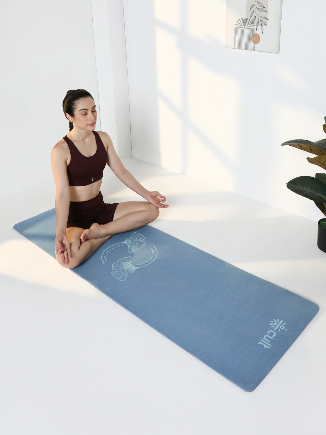 CULT TPE Yoga Mat 10mm Extra Thick with Carry Strap and Bag Non-Toxic, Latex-Free, Anti-Slip, Tear-Resistant & Lightweight Superior Cushioning for Joint Support, Meditation & Home Workouts- Teal