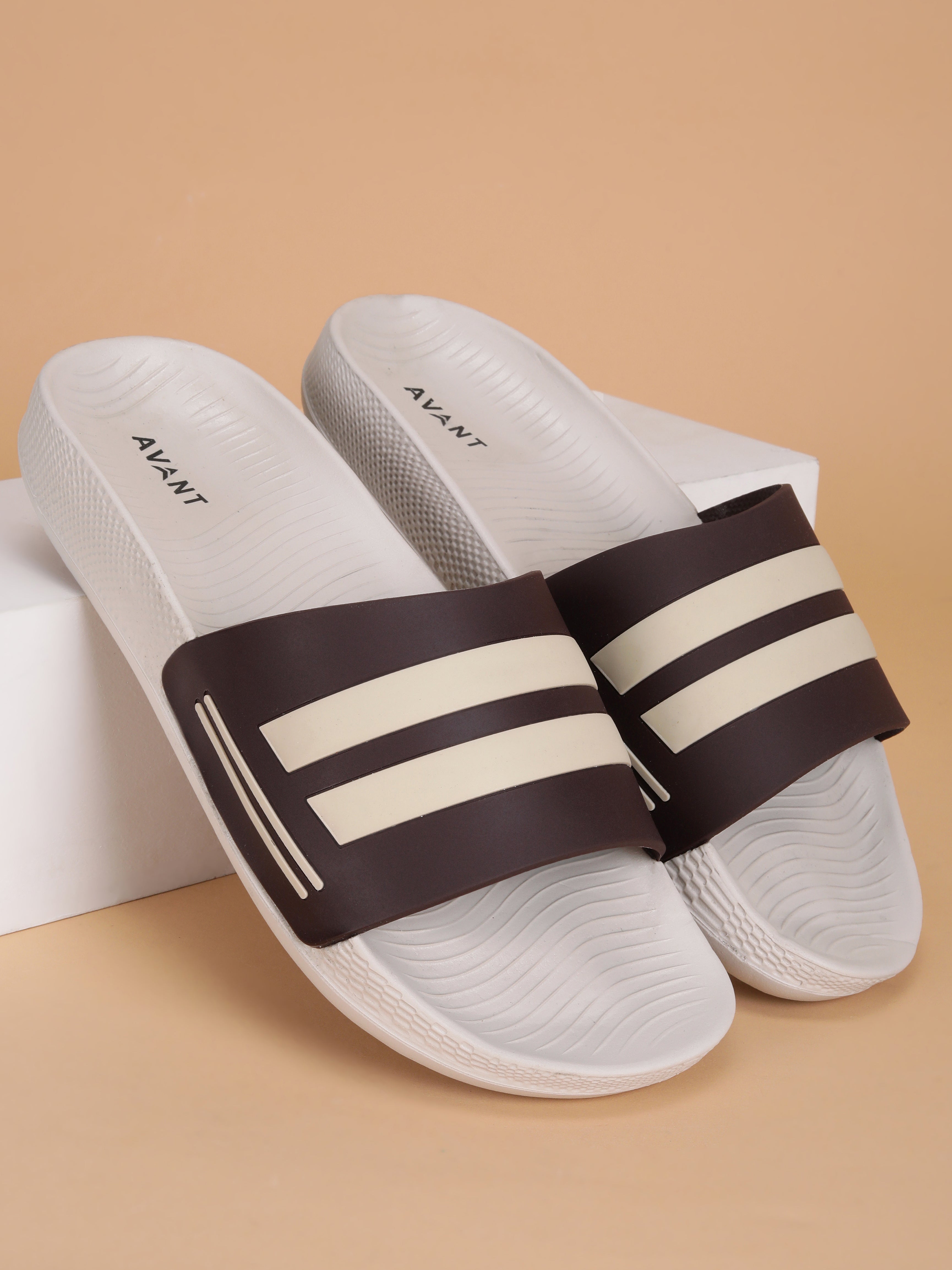 Avant Men’s Mesa Sliders - Beige