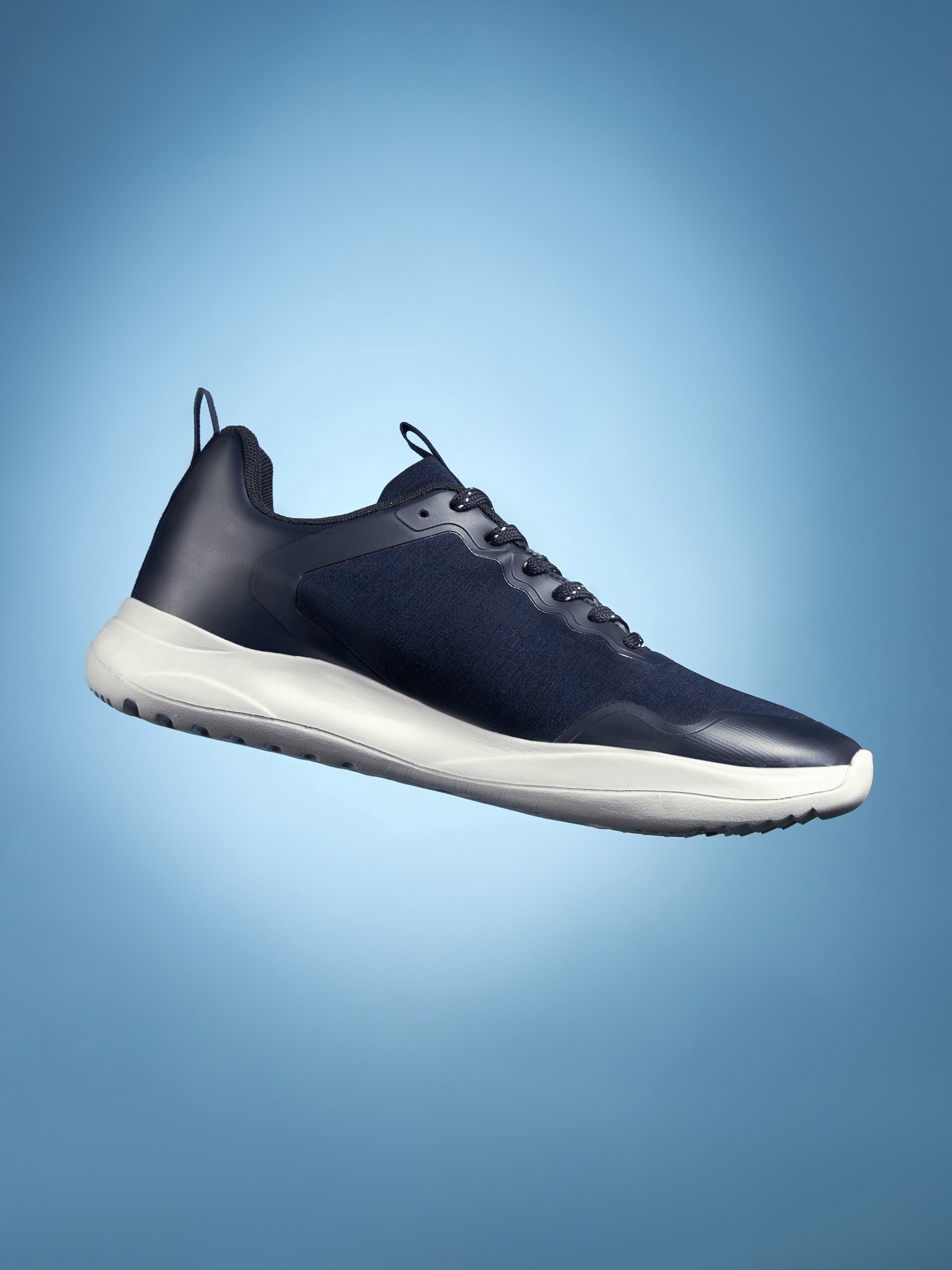 cult Charged Men Running Shoes