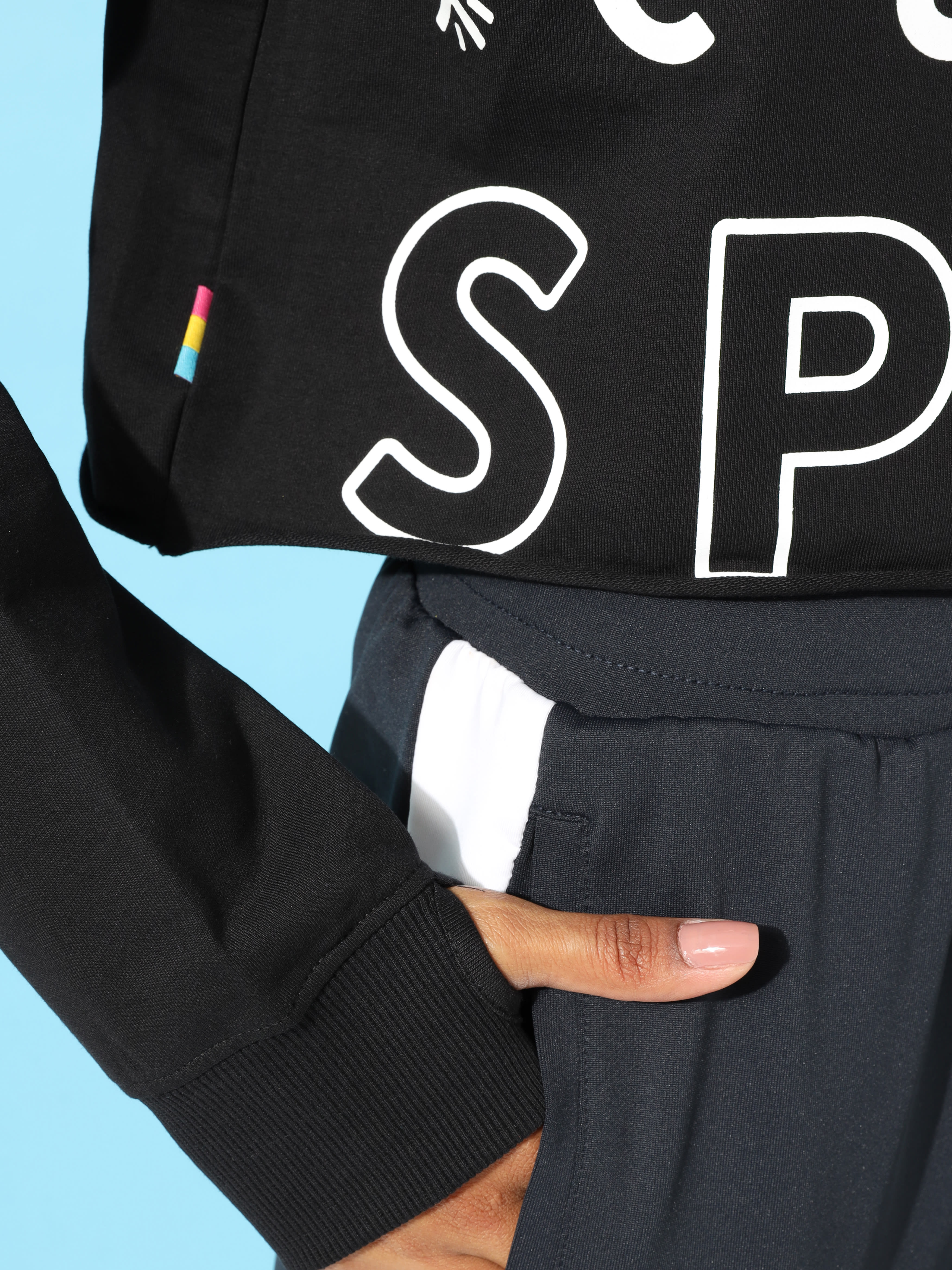 LAYR Crop Sweatshirt