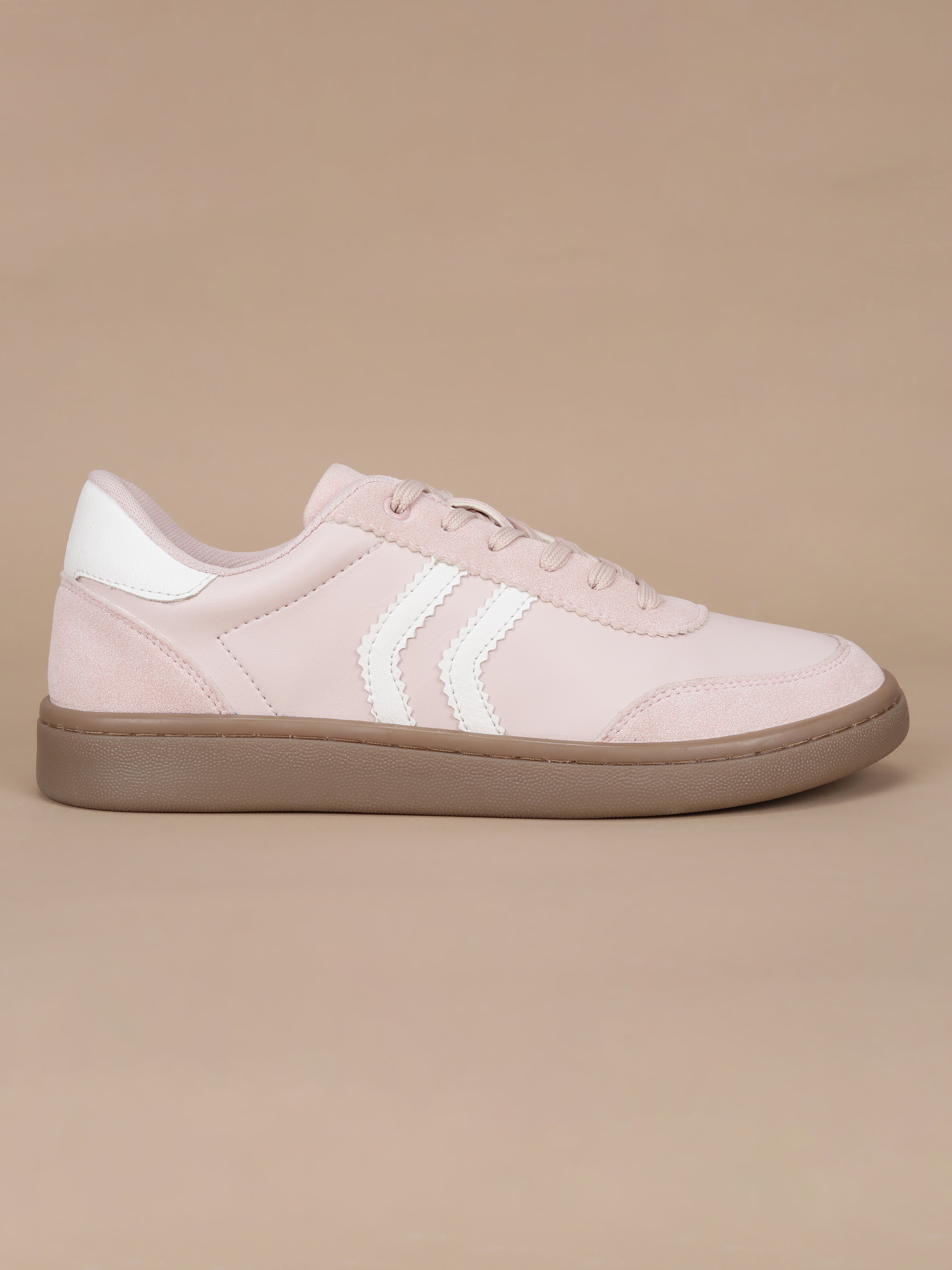 Avant Women's Era Sneakers - Peach