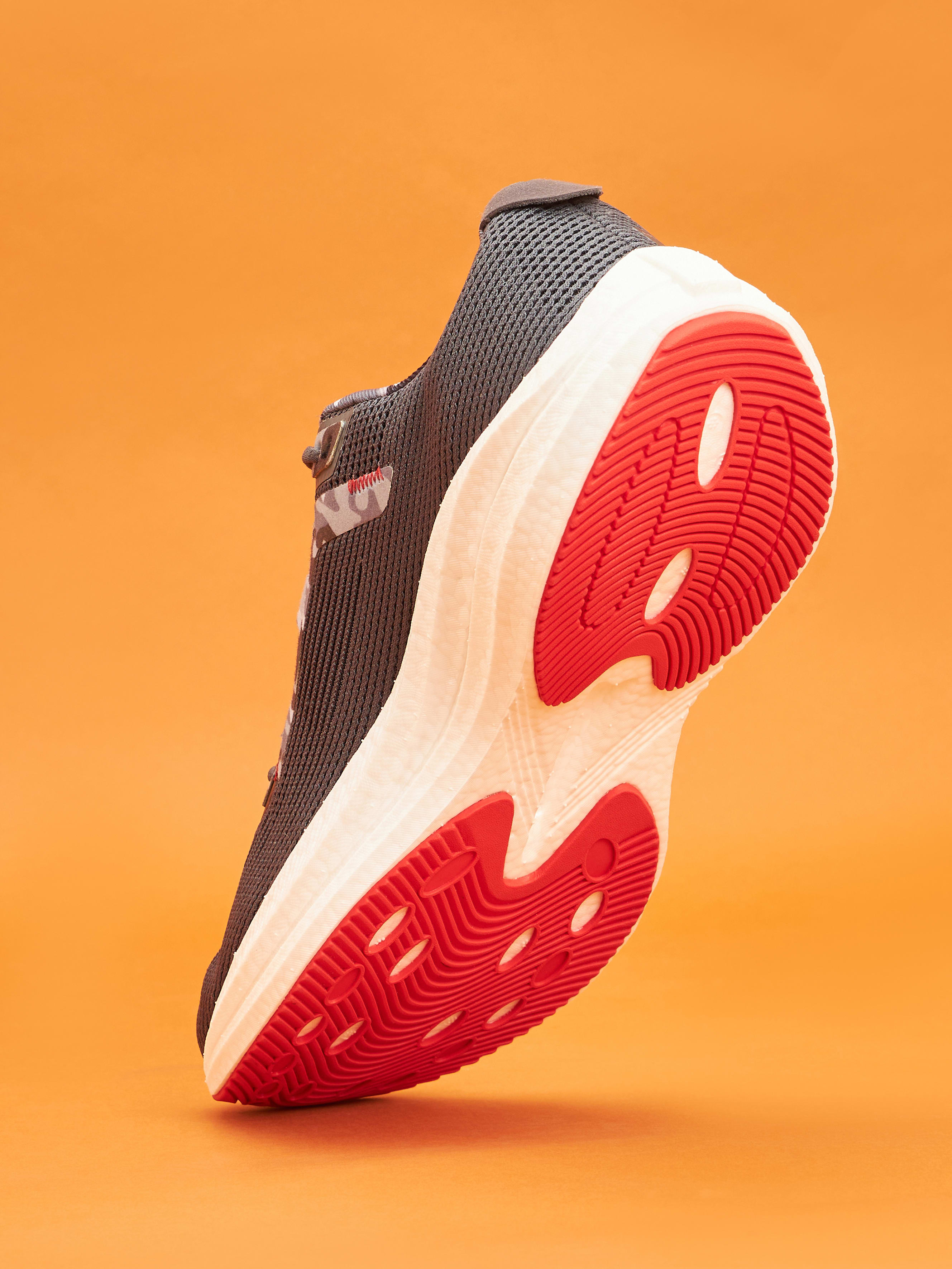 cult Versa DFNDR Men Running Shoes - Grey/Red