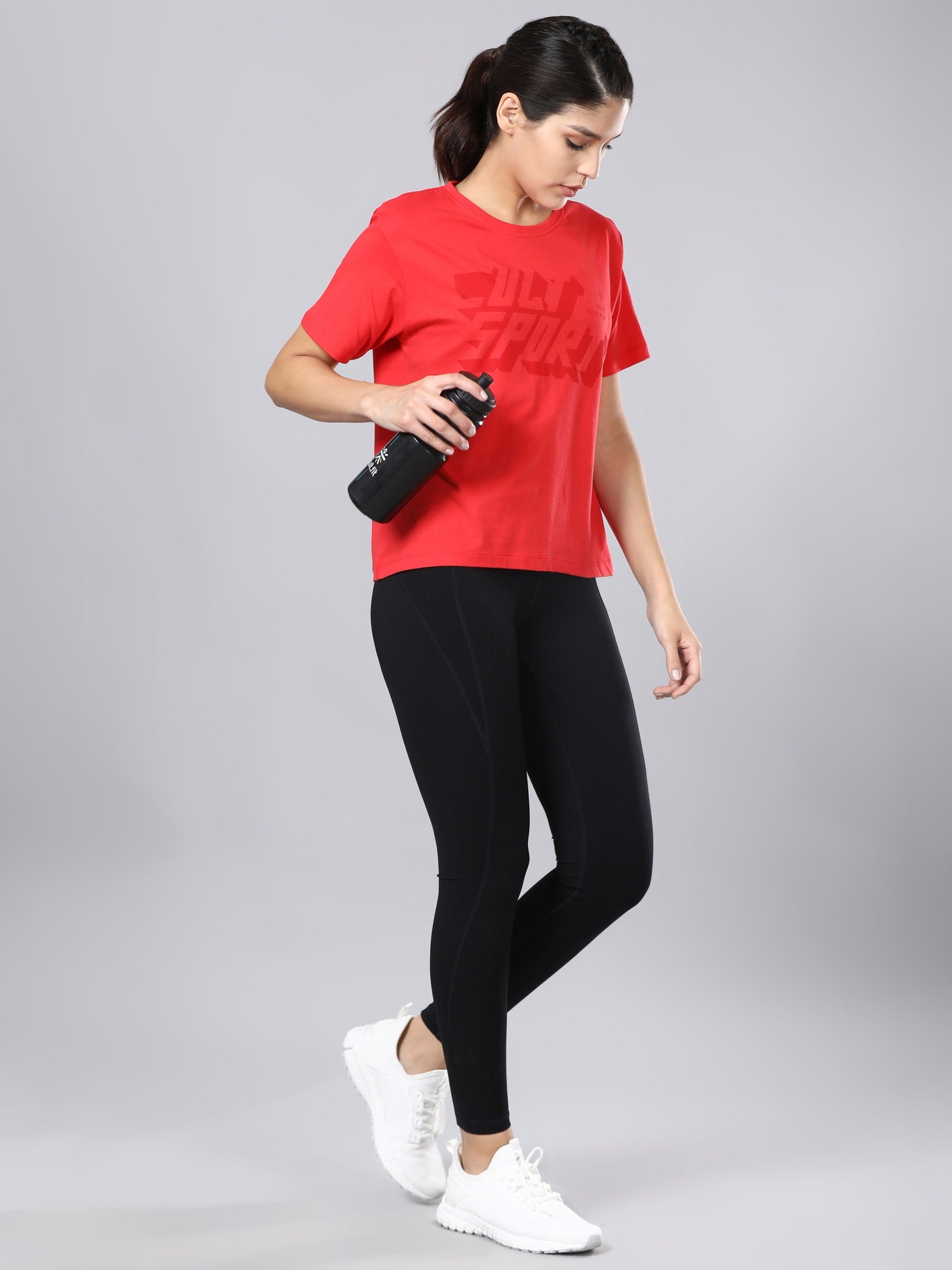 Flydry Cotton Solid Red Cropped Workout Tee