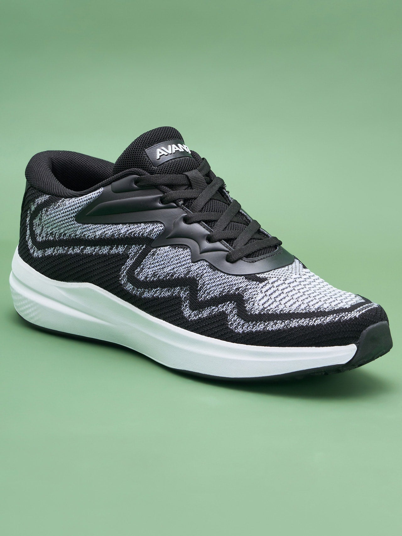 Avant Men's GripUp Running Shoes - Black/White