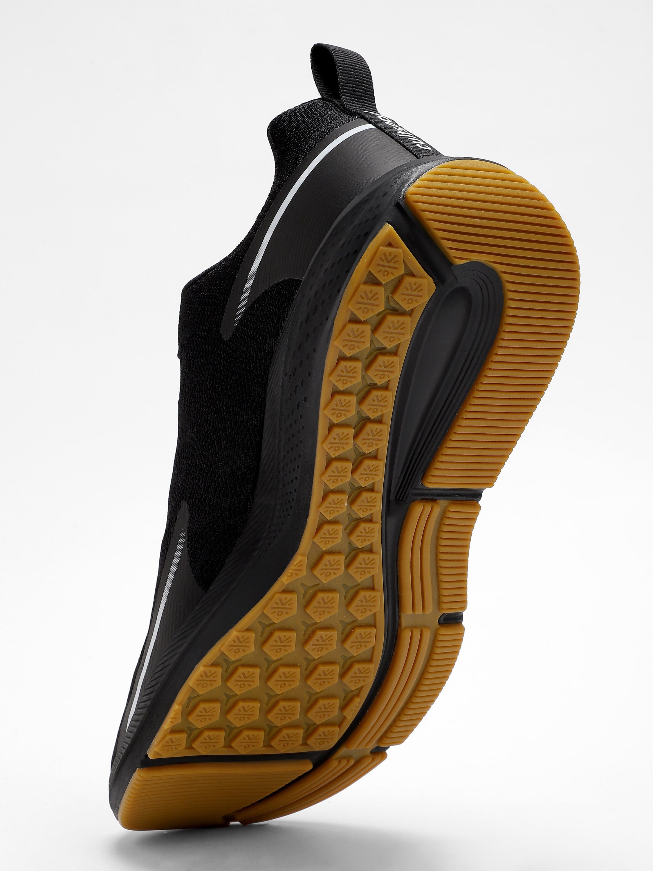 cult Windblazer Men Running Shoes - Black/Copper