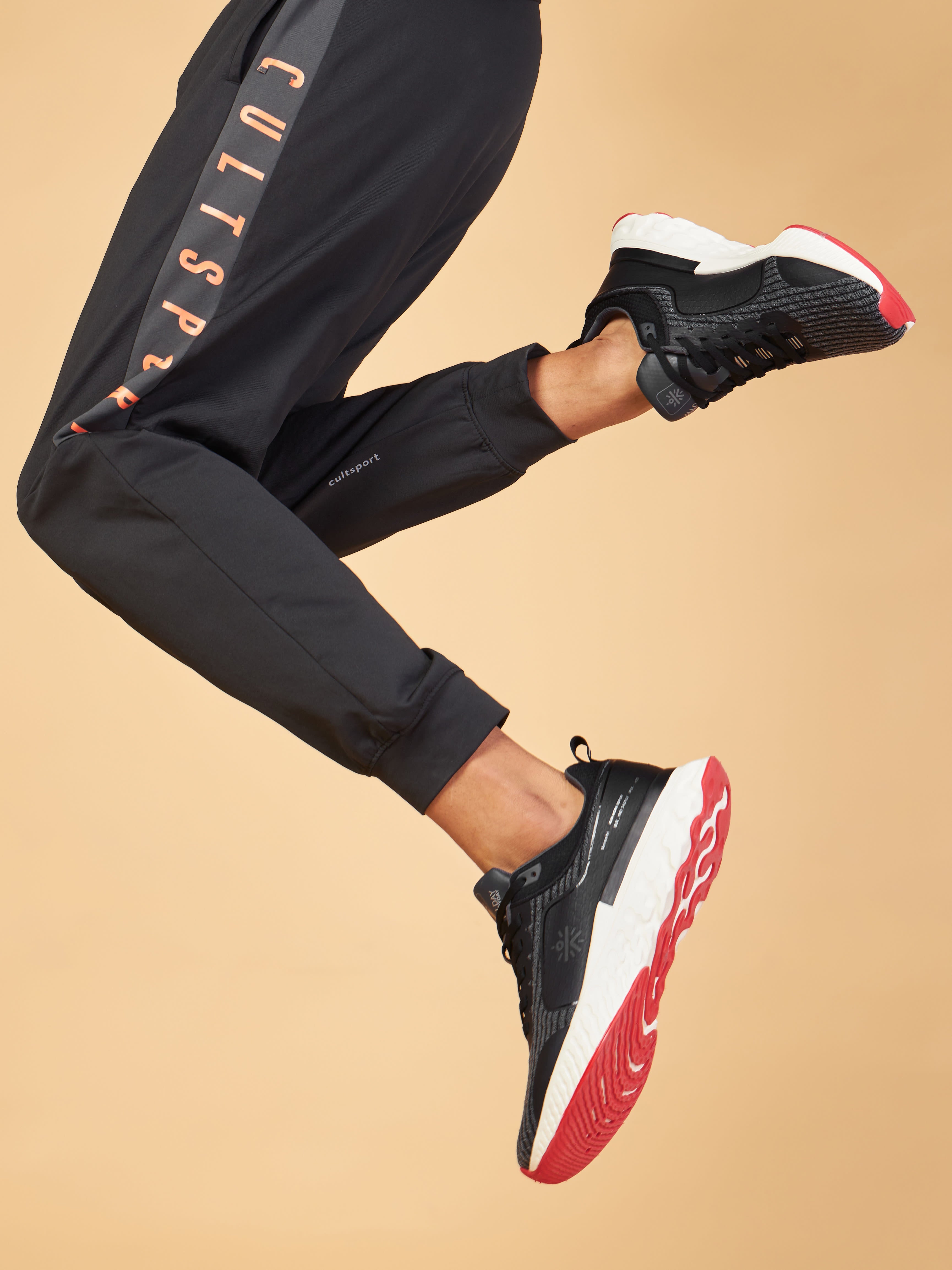 cult Versa Maze Men Running Shoes - Black