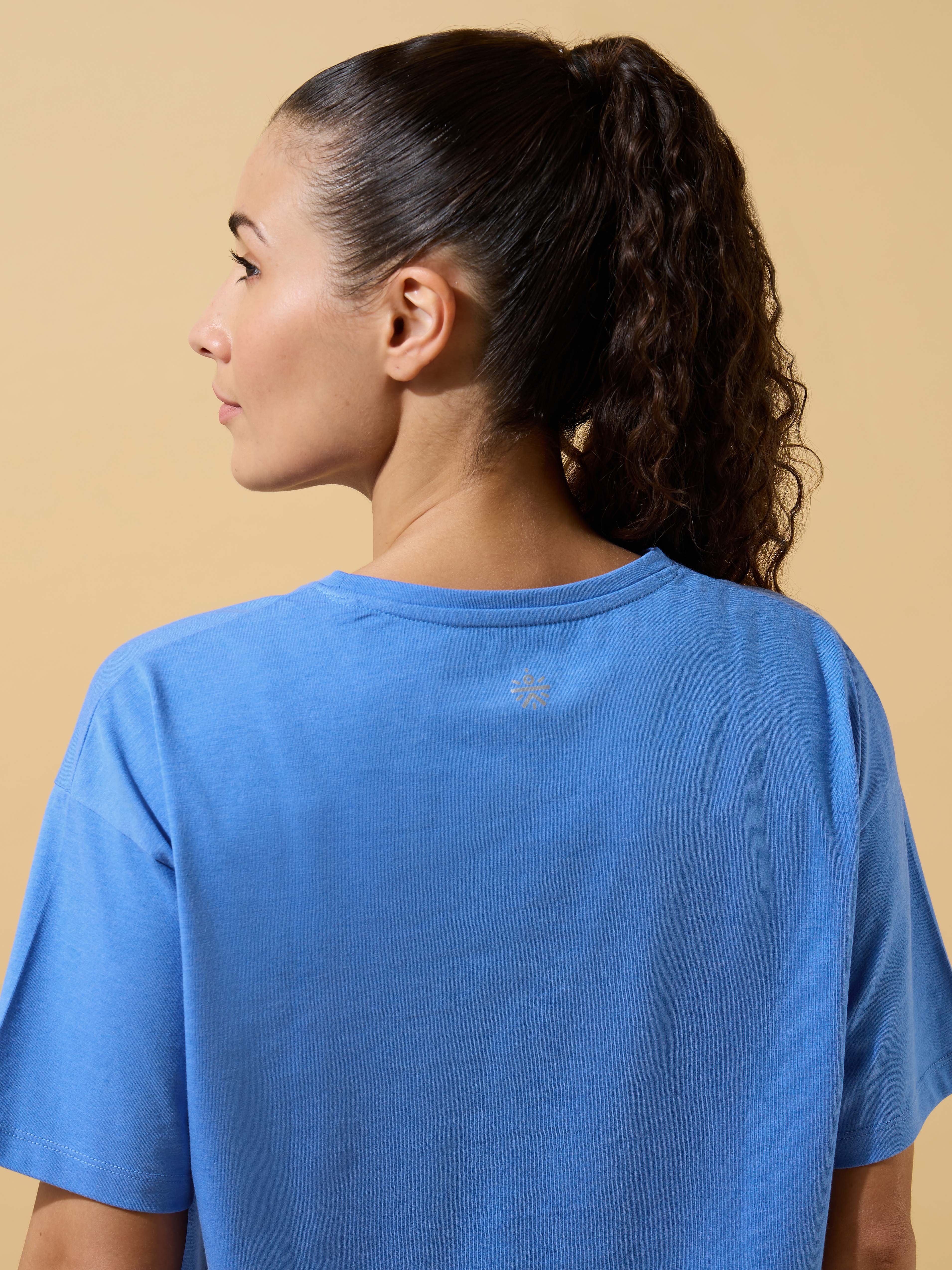 Sporty Chic Boxy Crop T-shirt