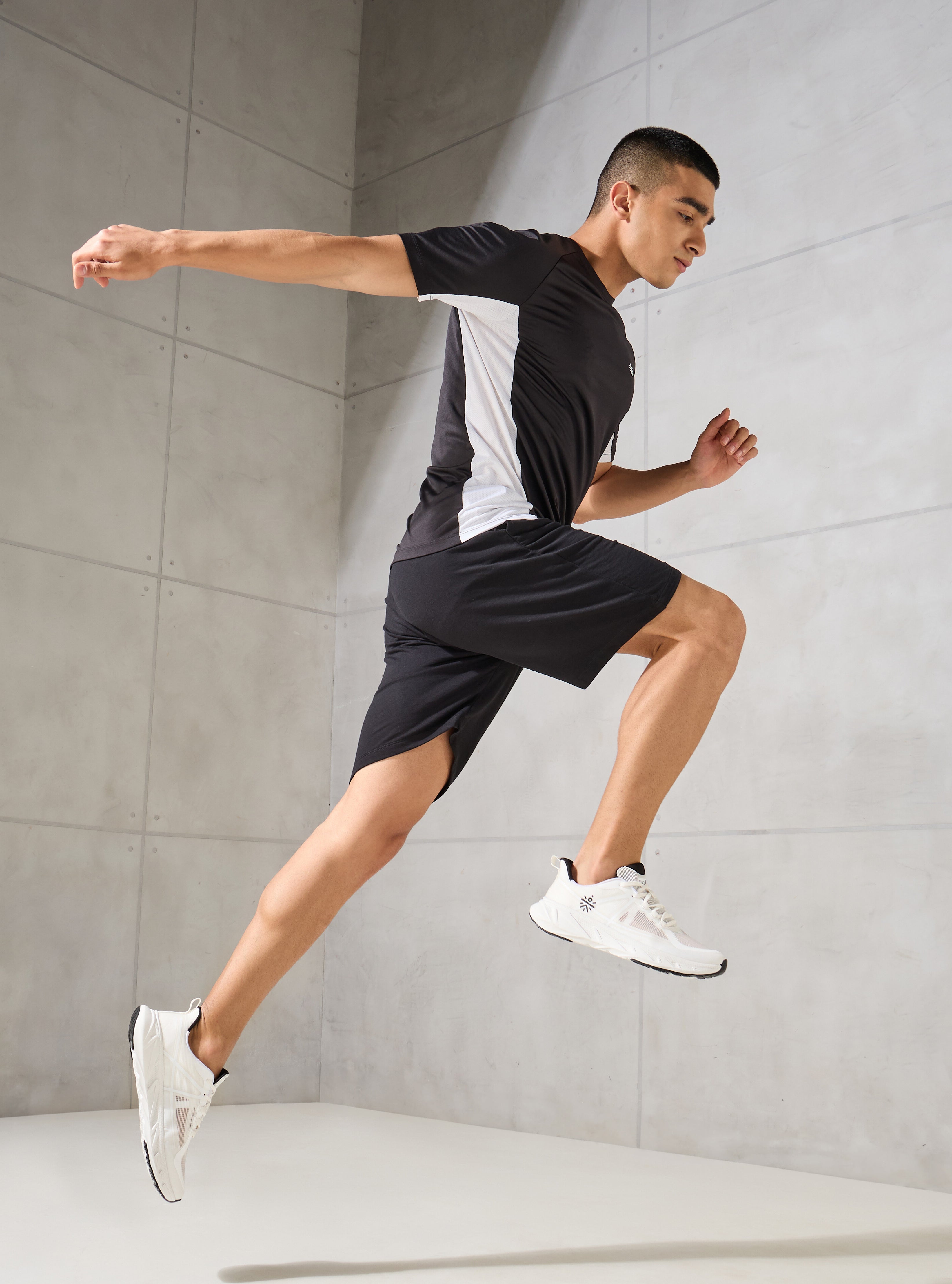 cult Men's Traverse Running Shoes - Off White