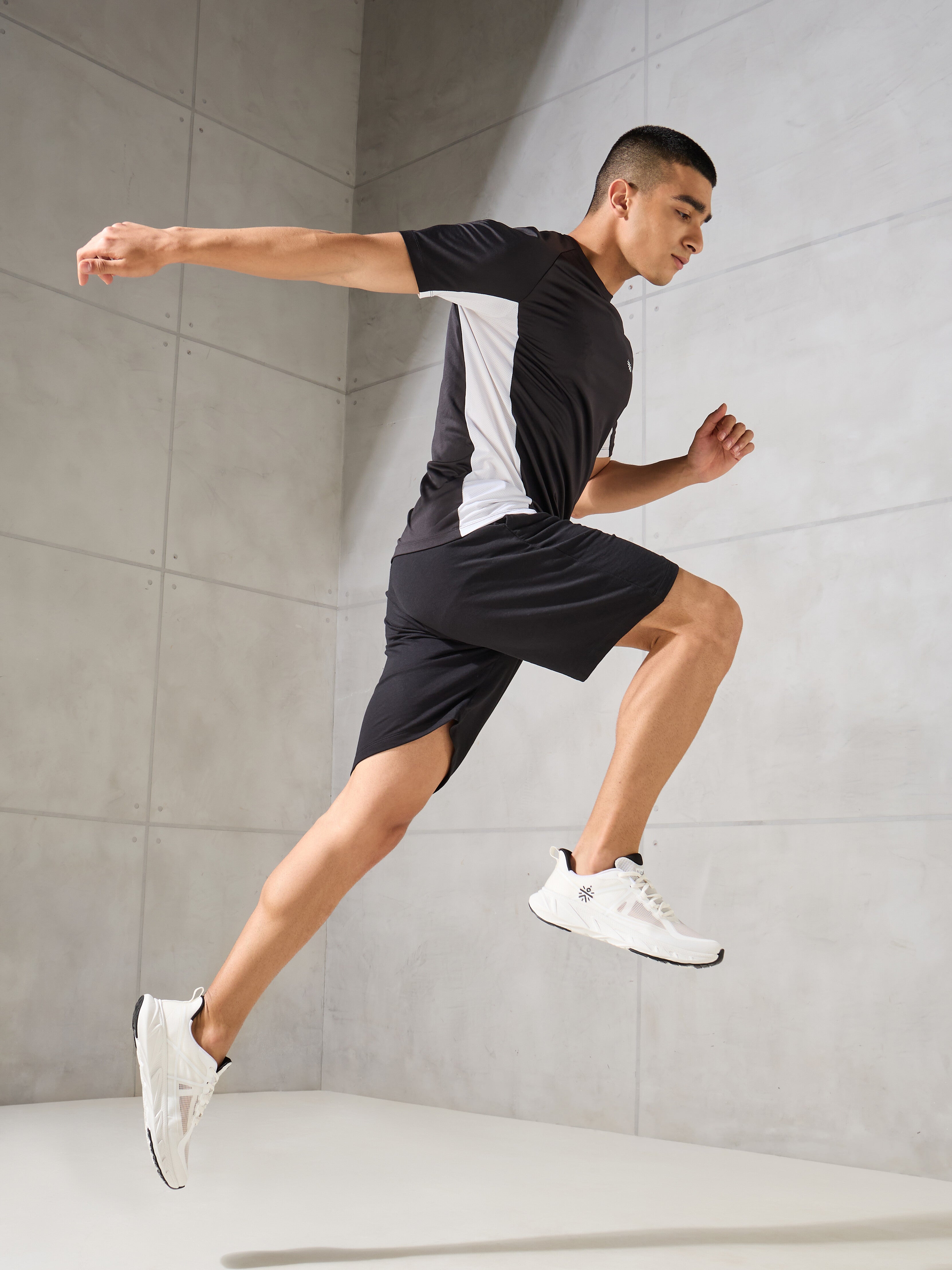 cult Men's Traverse Running Shoes - Off White