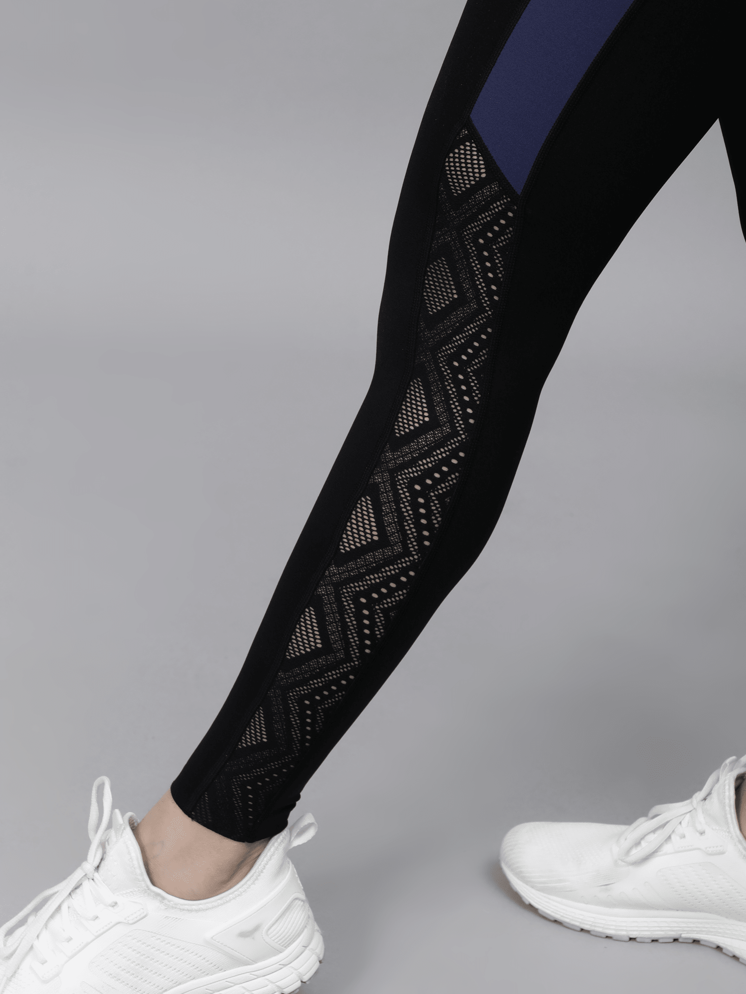 AbsoluteFit Uplift Black+Navy Workout Leggings