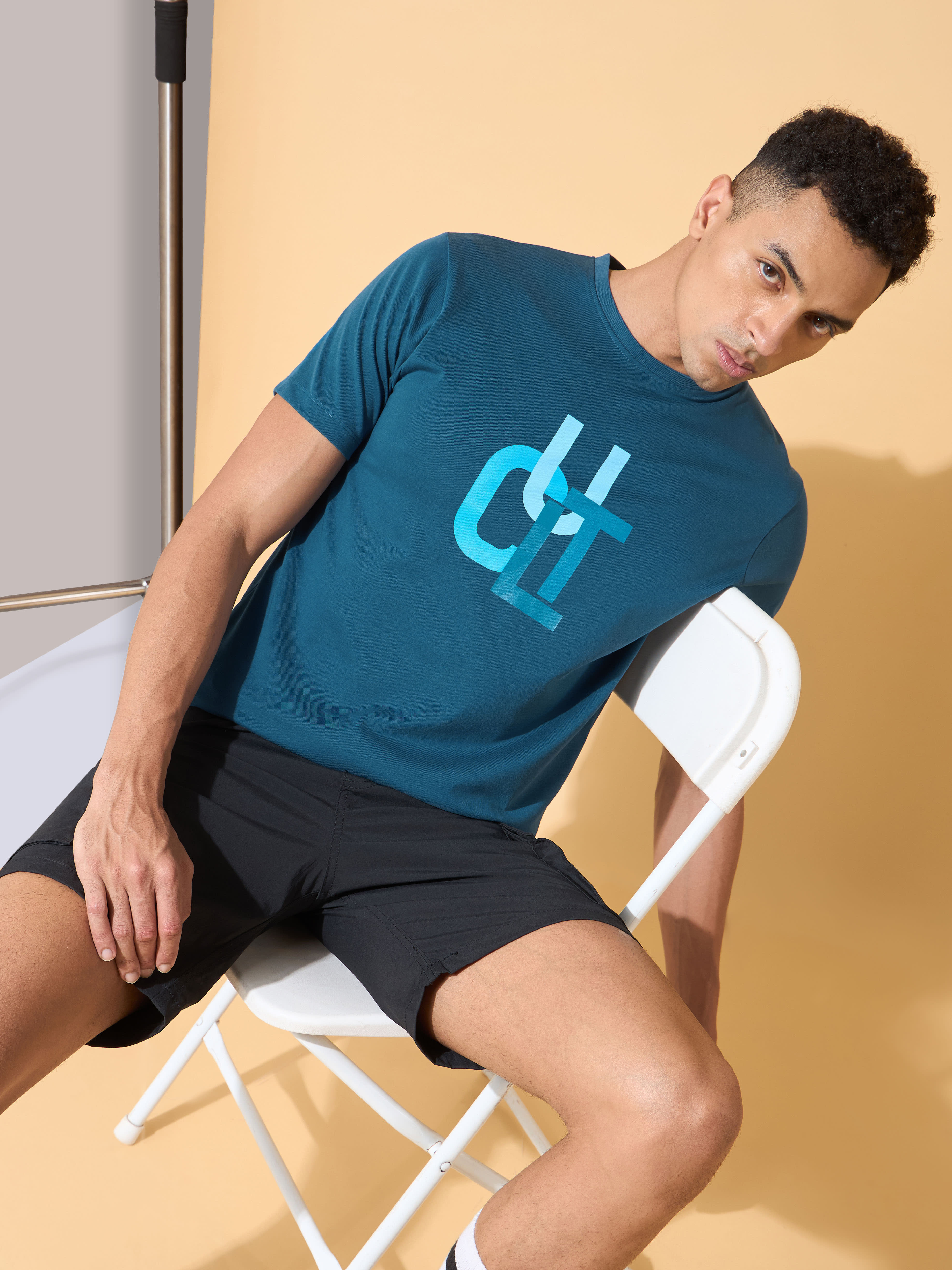 Cult Brand Carrier Print T-shirt