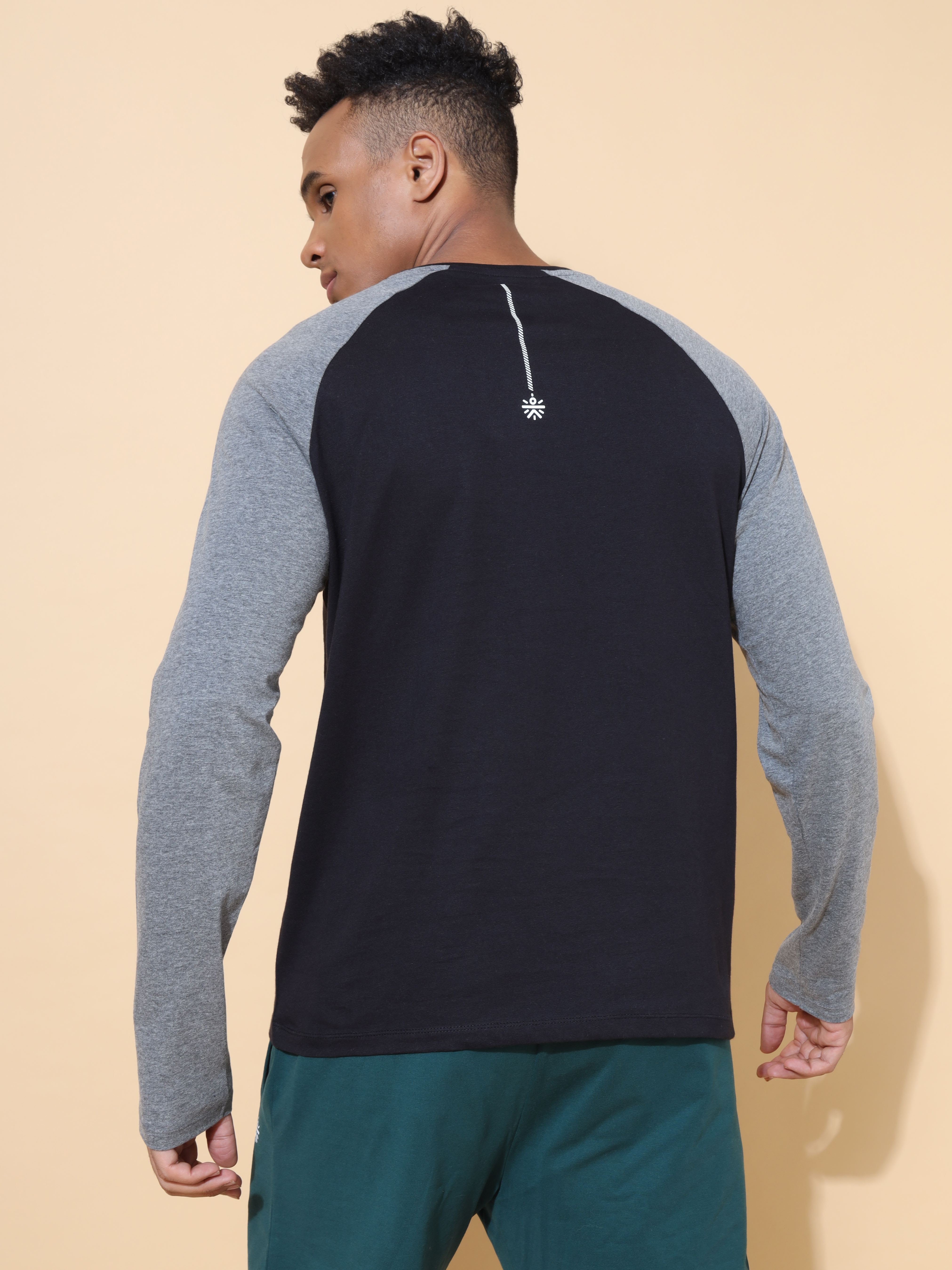 Raglan Sleeve Colourblock T-shirt