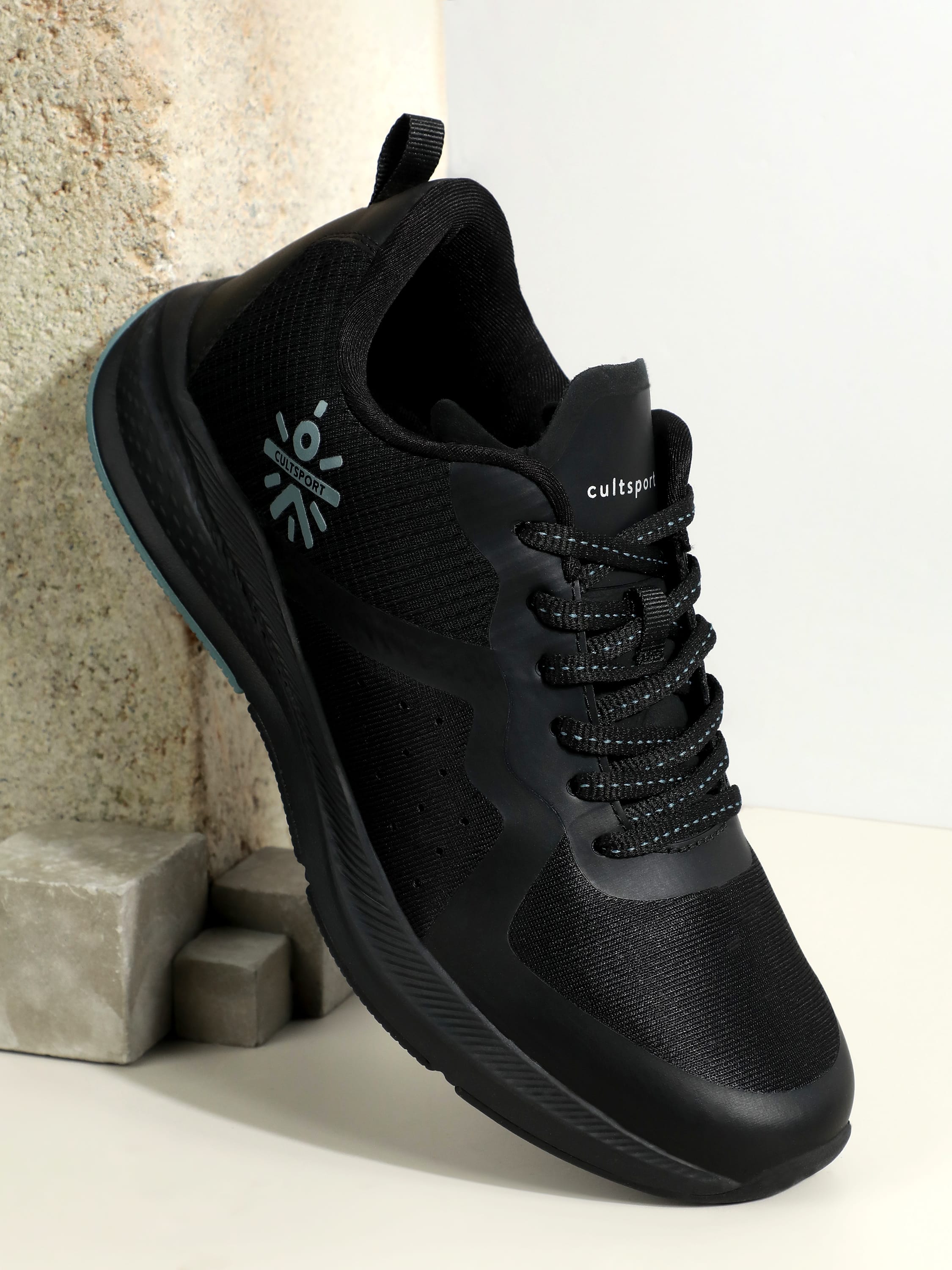 cult Speedster Men Running Shoes - Black