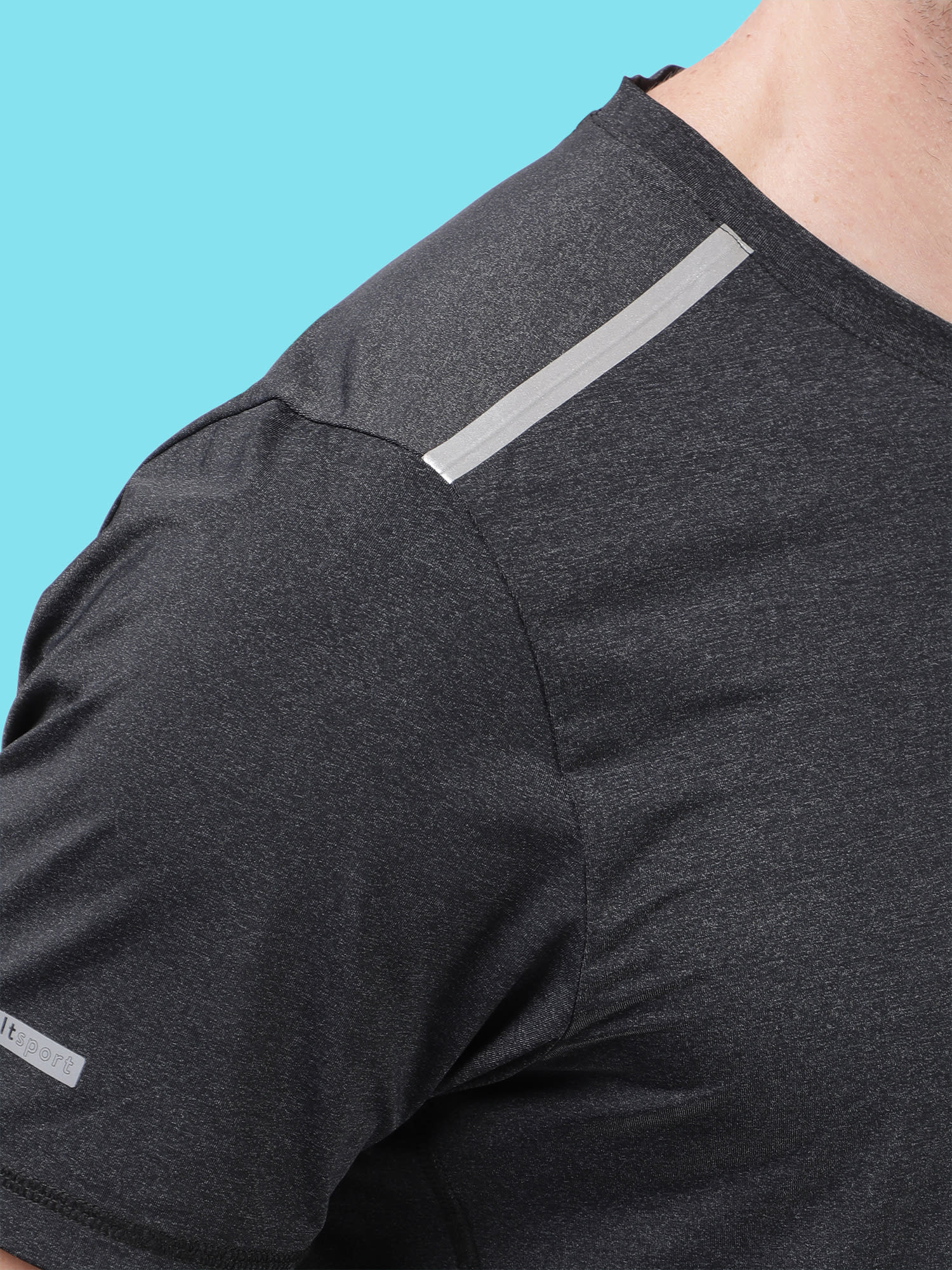 Vital Vent Black Running Relaxed Tee