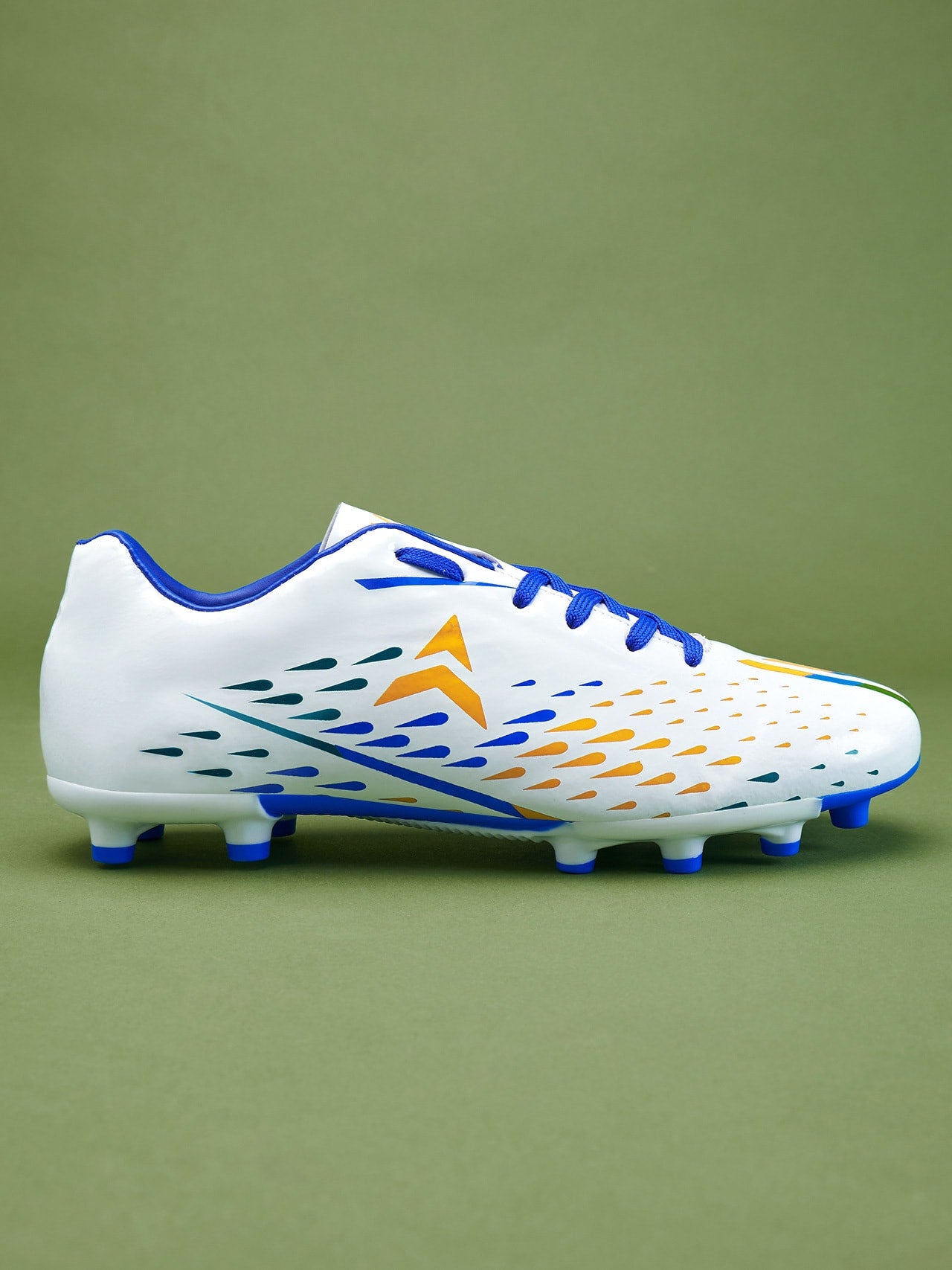 Avant Men's FreeKick Football Shoes-White/Blue