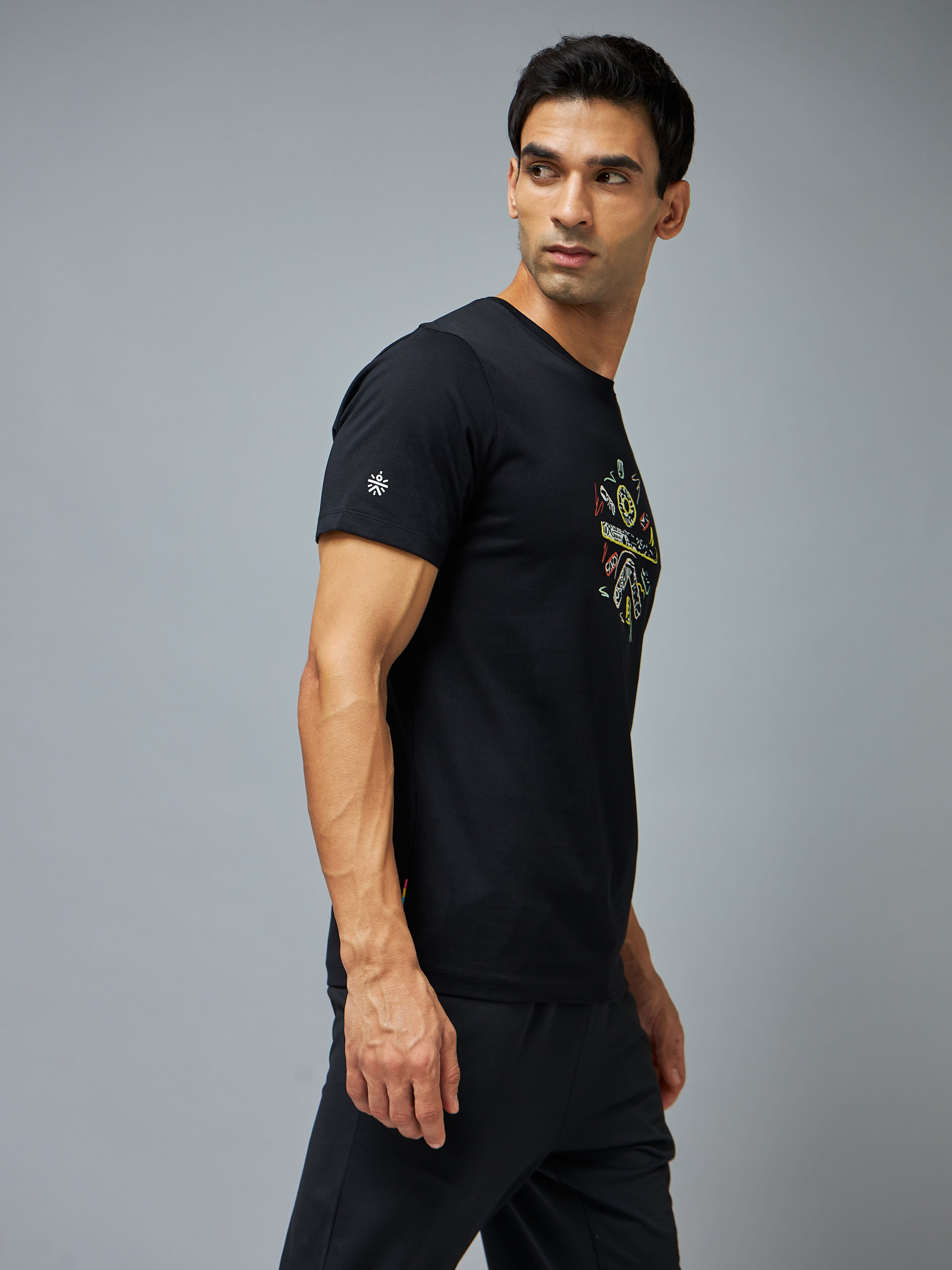 Signature Logo Graphic T-shirt