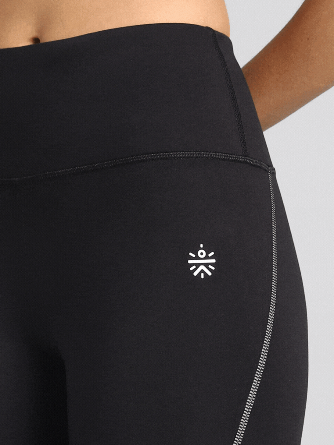 Black Top Shoe Absolute Fit Solid Workout Tights