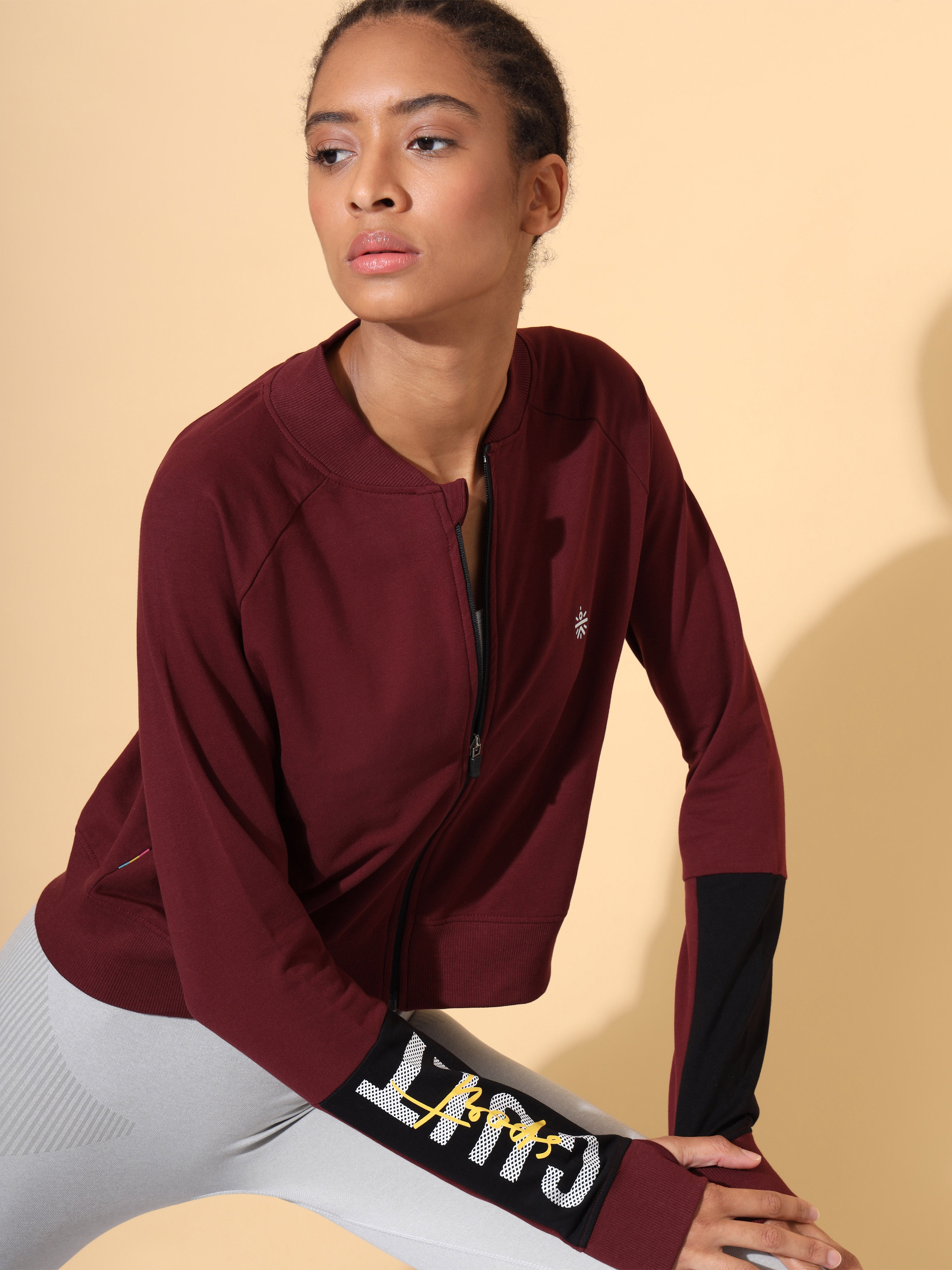 Layr Crop Lifestyle Sweatshirt