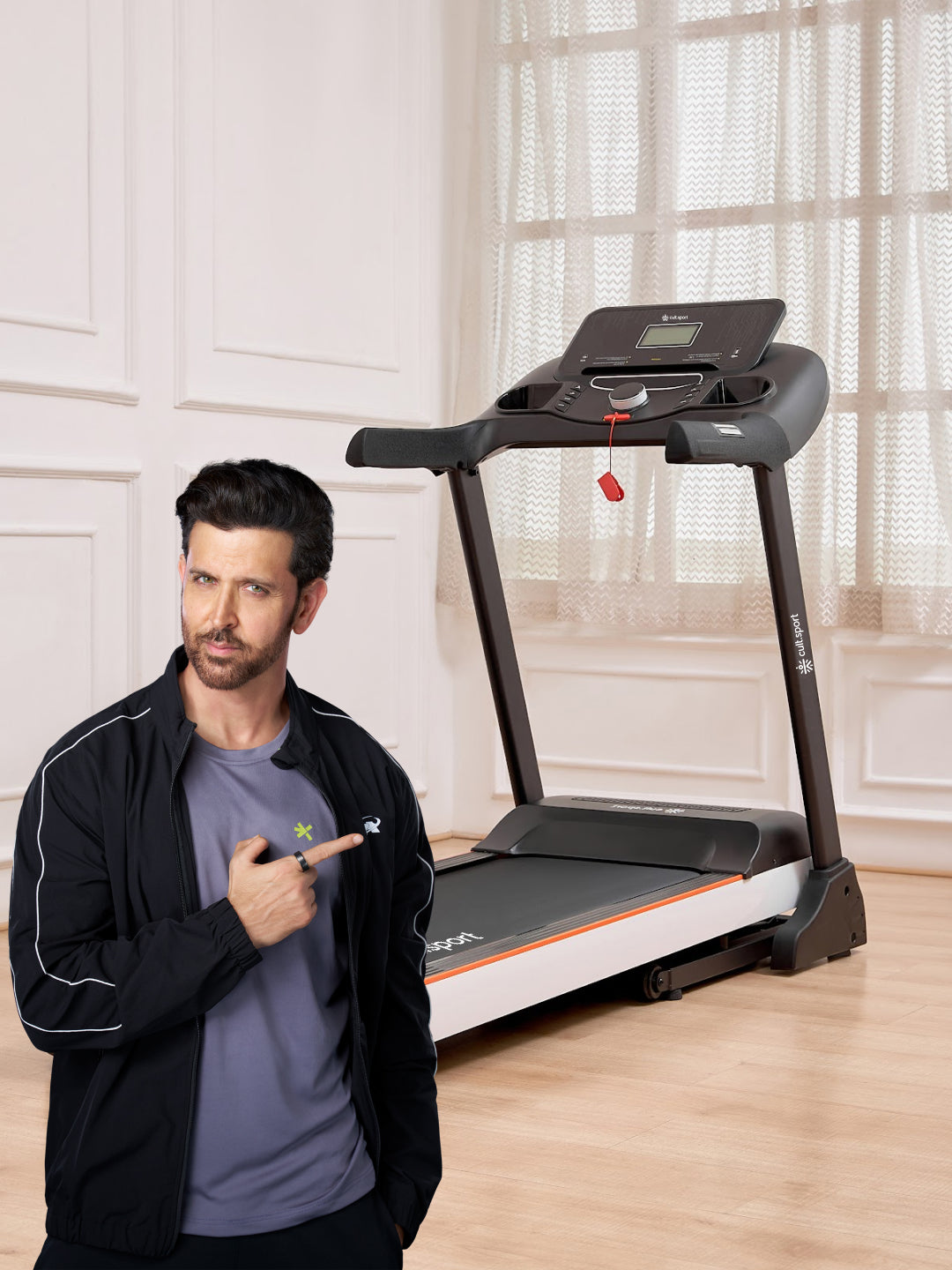 Smartrun Carson 5.5 HP Peak Treadmill | 15-level Auto-Incline | Max Weight-130kg | Max Speed-16kmph (with 6 Months Extended Warranty)