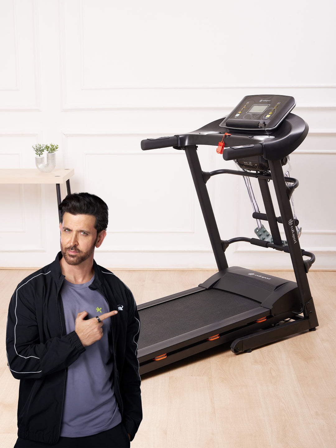 Smartrun Cairo 4 HP Peak Treadmill | 3-level Manual-Incline & Massager | Max Weight-110kg | Max Speed-14.8kmph (with 6 months extended warranty)