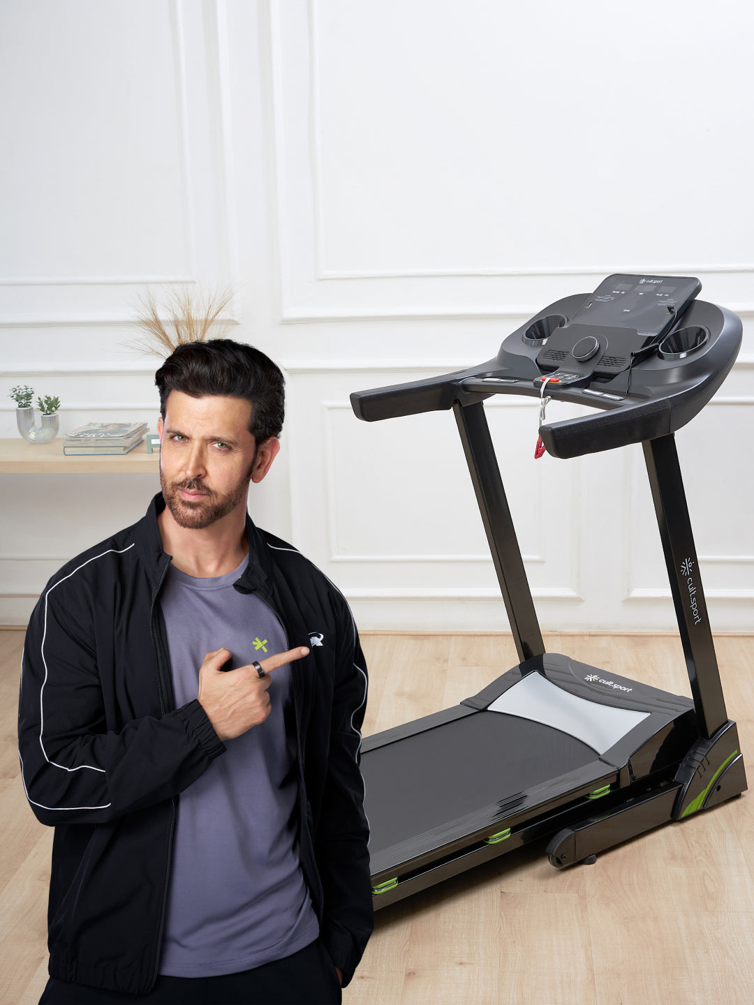 Smartrun C2 4 HP Peak Treadmill with 15-level Auto-Incline | Max Weight-120kg | Max Speed-16kmph (with 6 Months Extended Warranty)