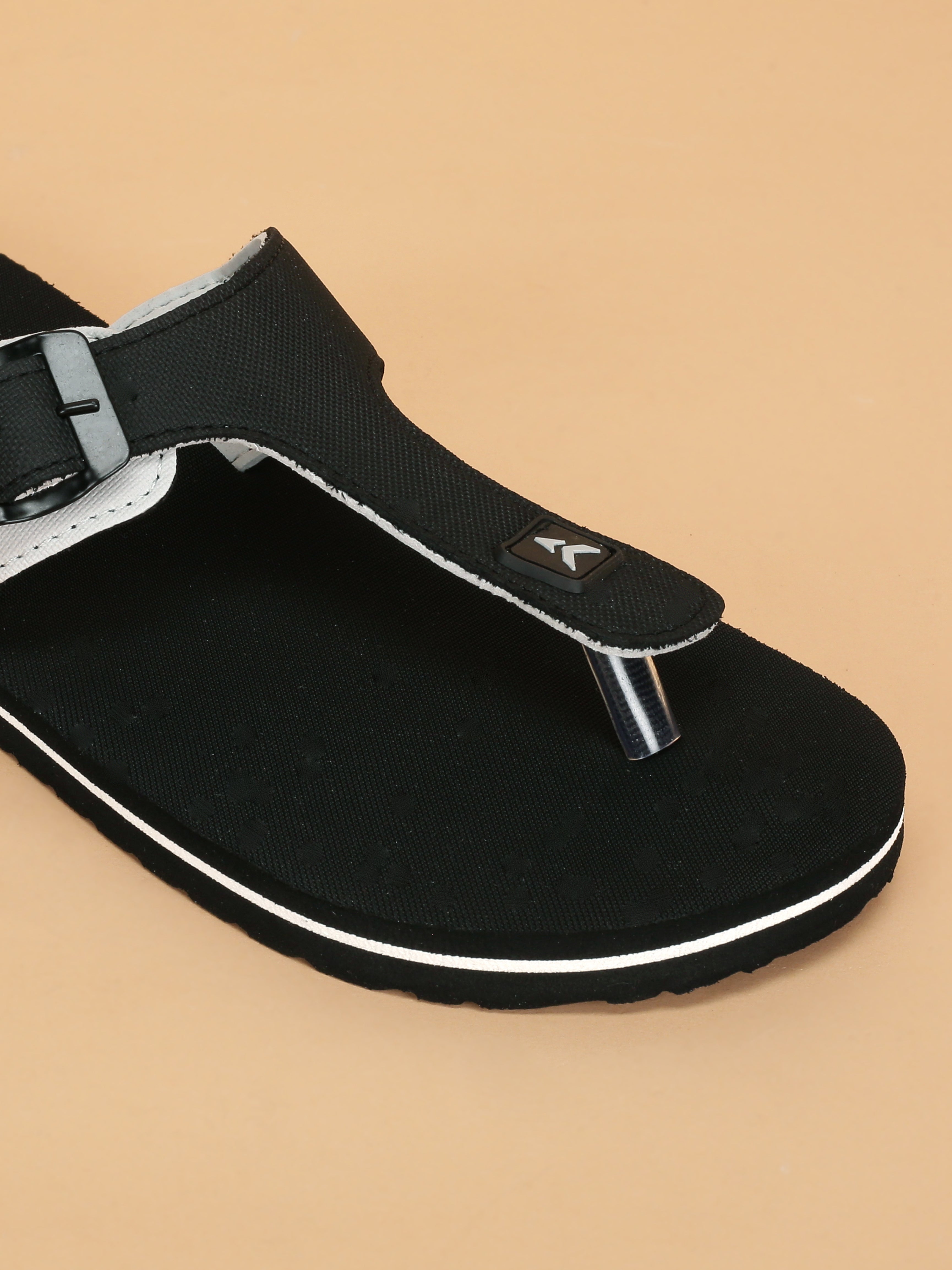 Avant Men's FusionGrip Flip Flops - Black/White