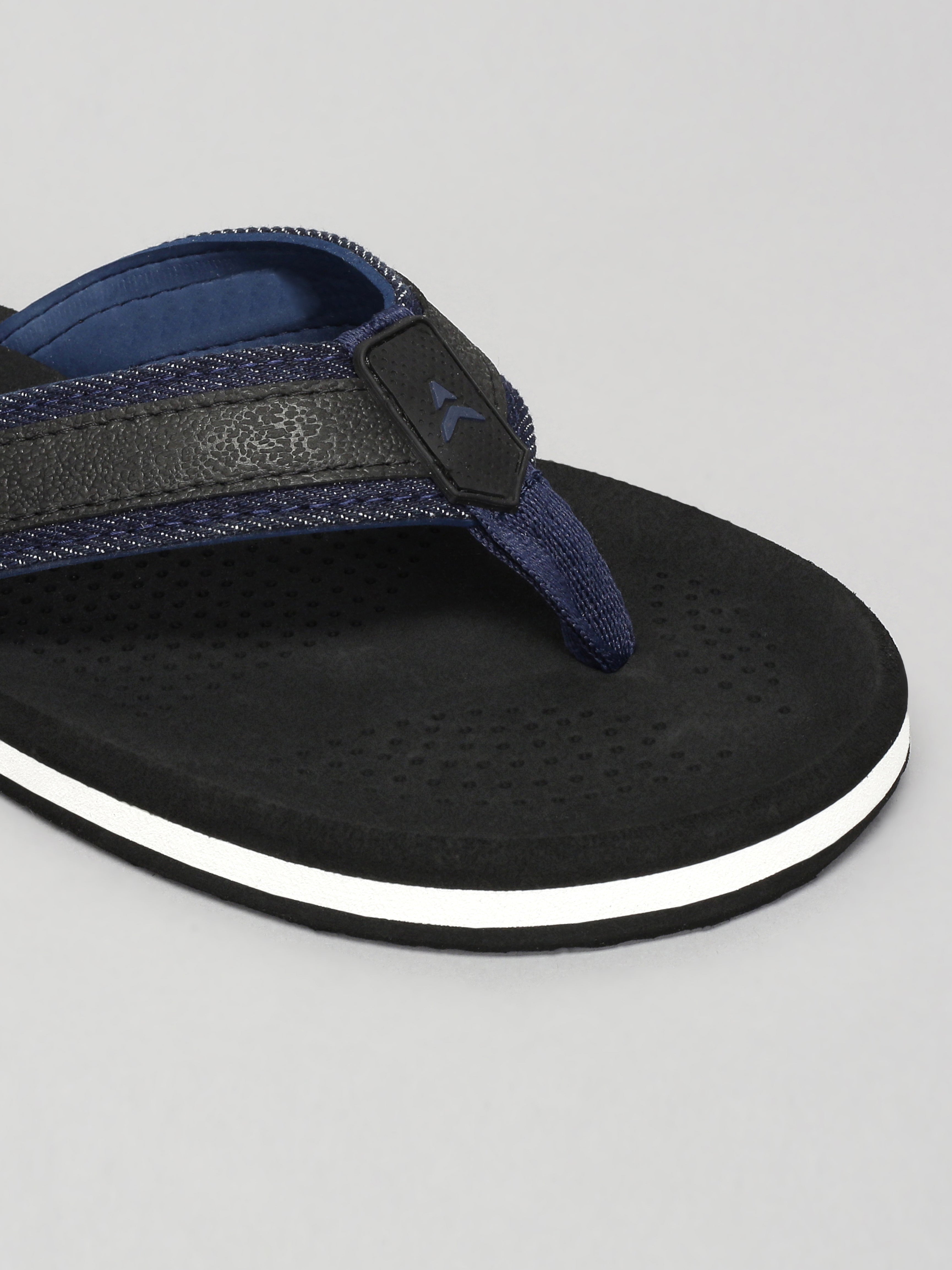 Avant Men's Brook Flip Flops - Black/Olive