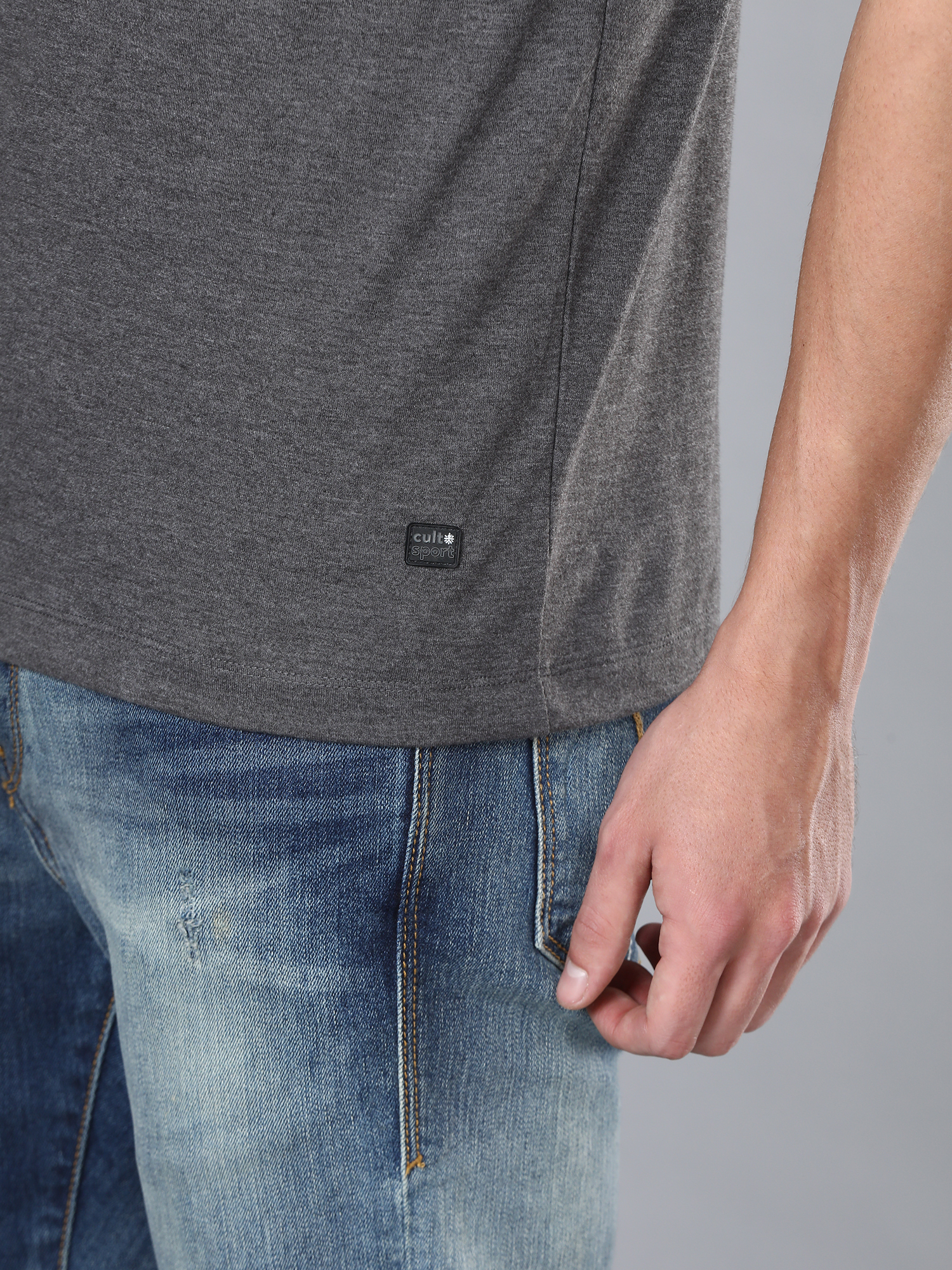 Everyday Unique Anthra Casual Tee