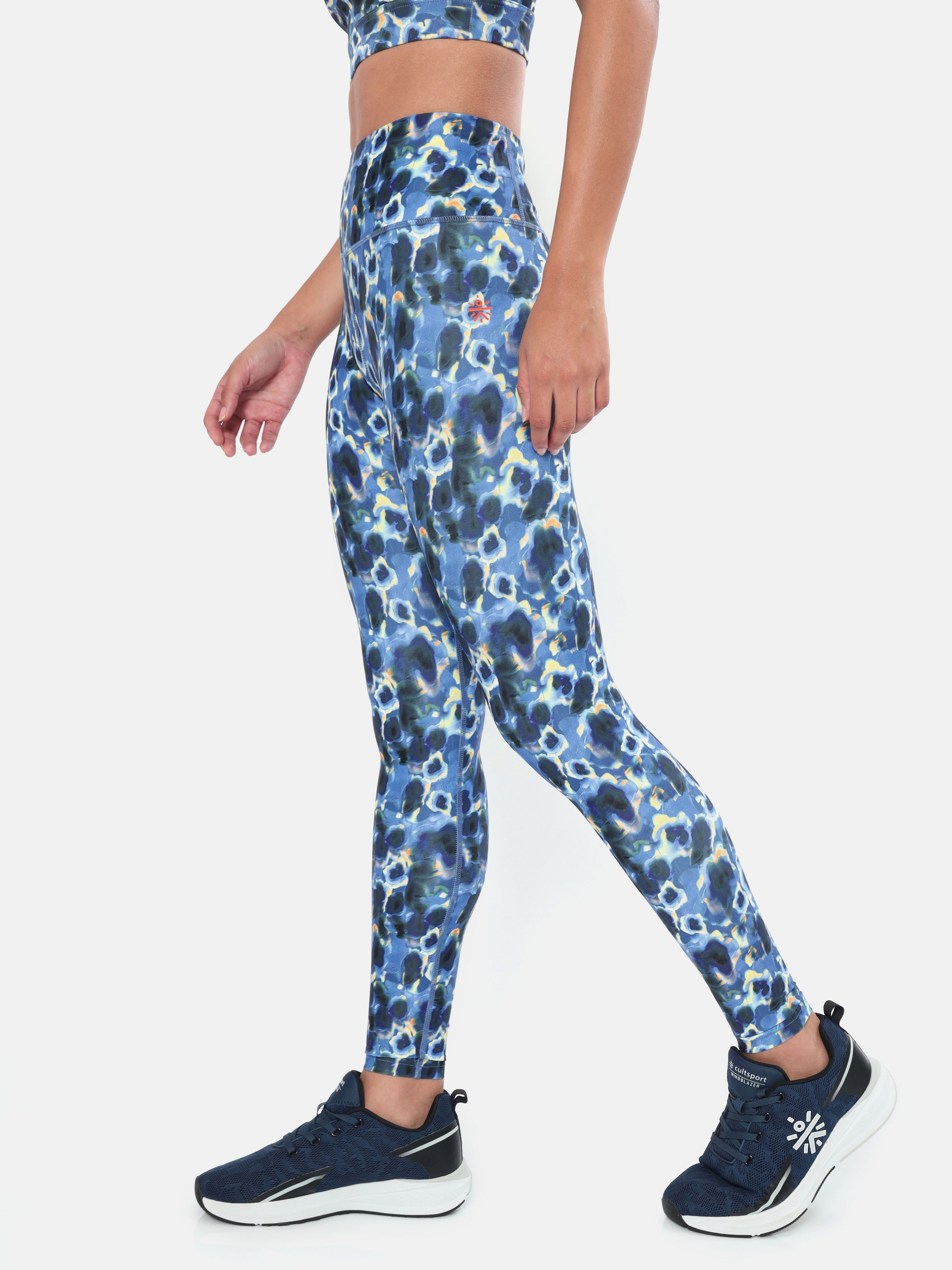 Absolute Fit Tights with Back Pocket