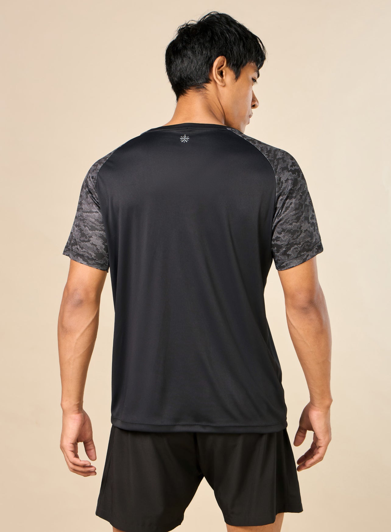 Men's Muscle Enhancer Printed Black T-shirt