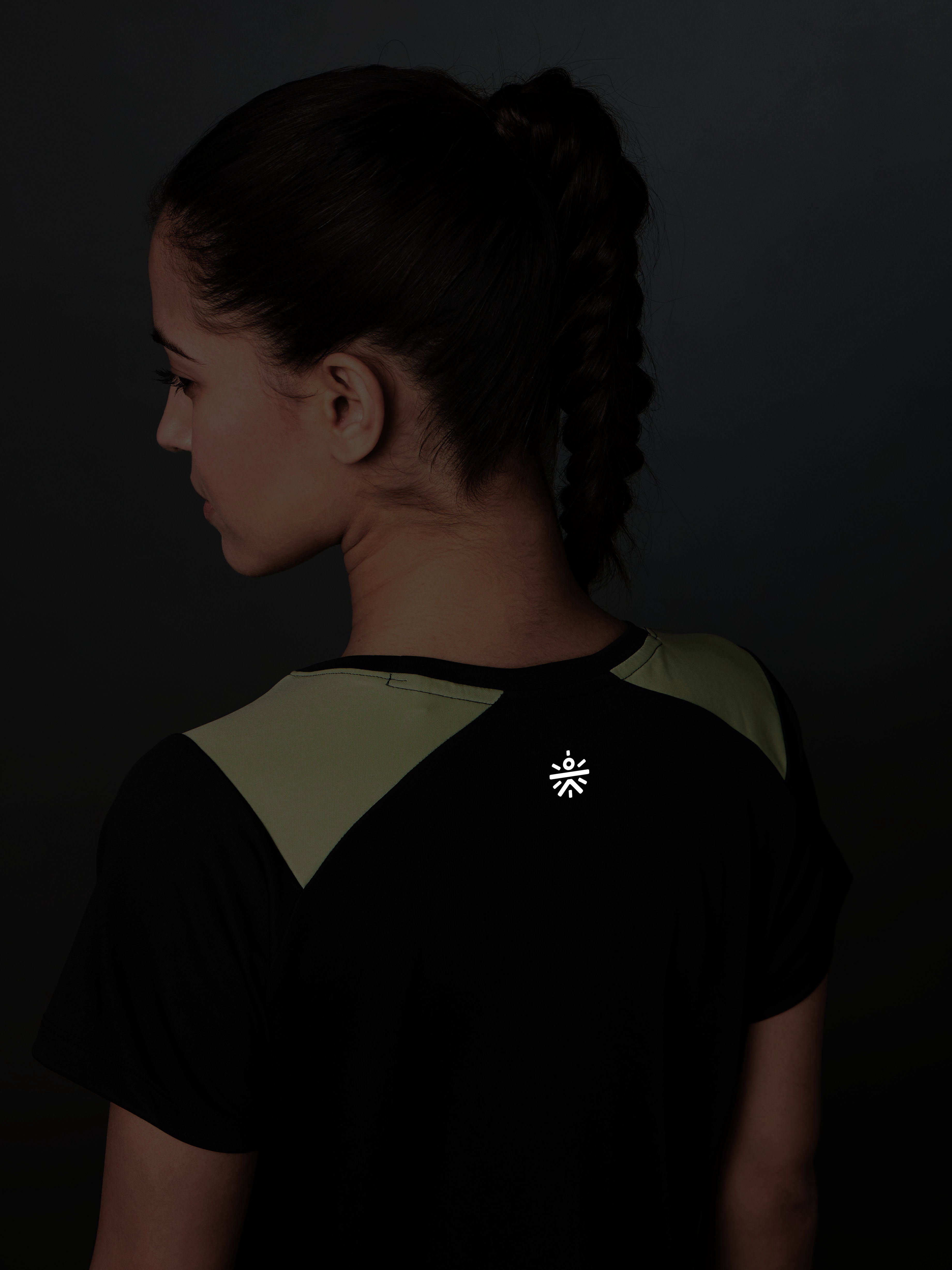 Women's Runner's Pace Up Black T-shirt