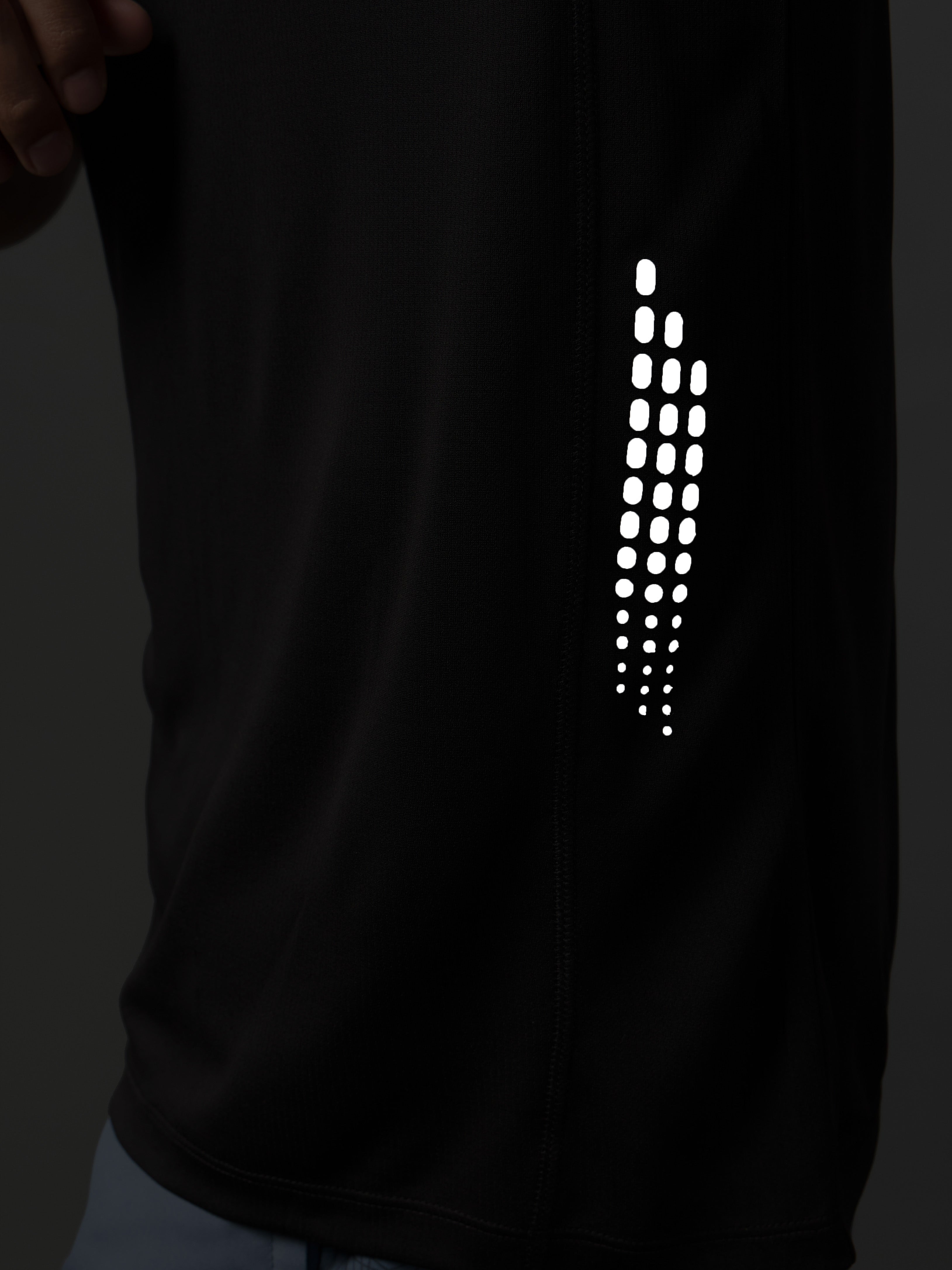 Men's Black Run Elevate T-shirt