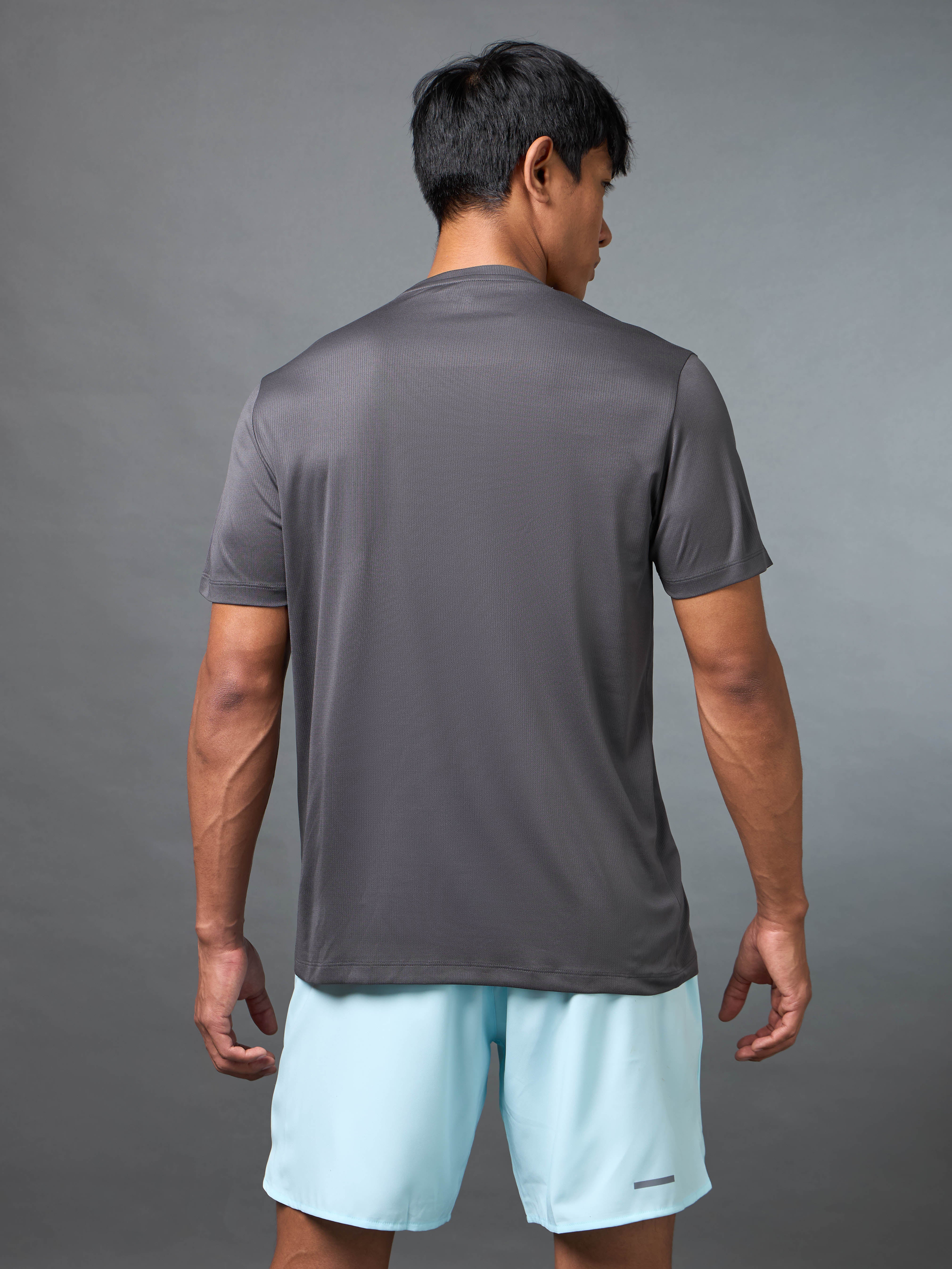 Men's Train All Day Essential Grey T-shirt