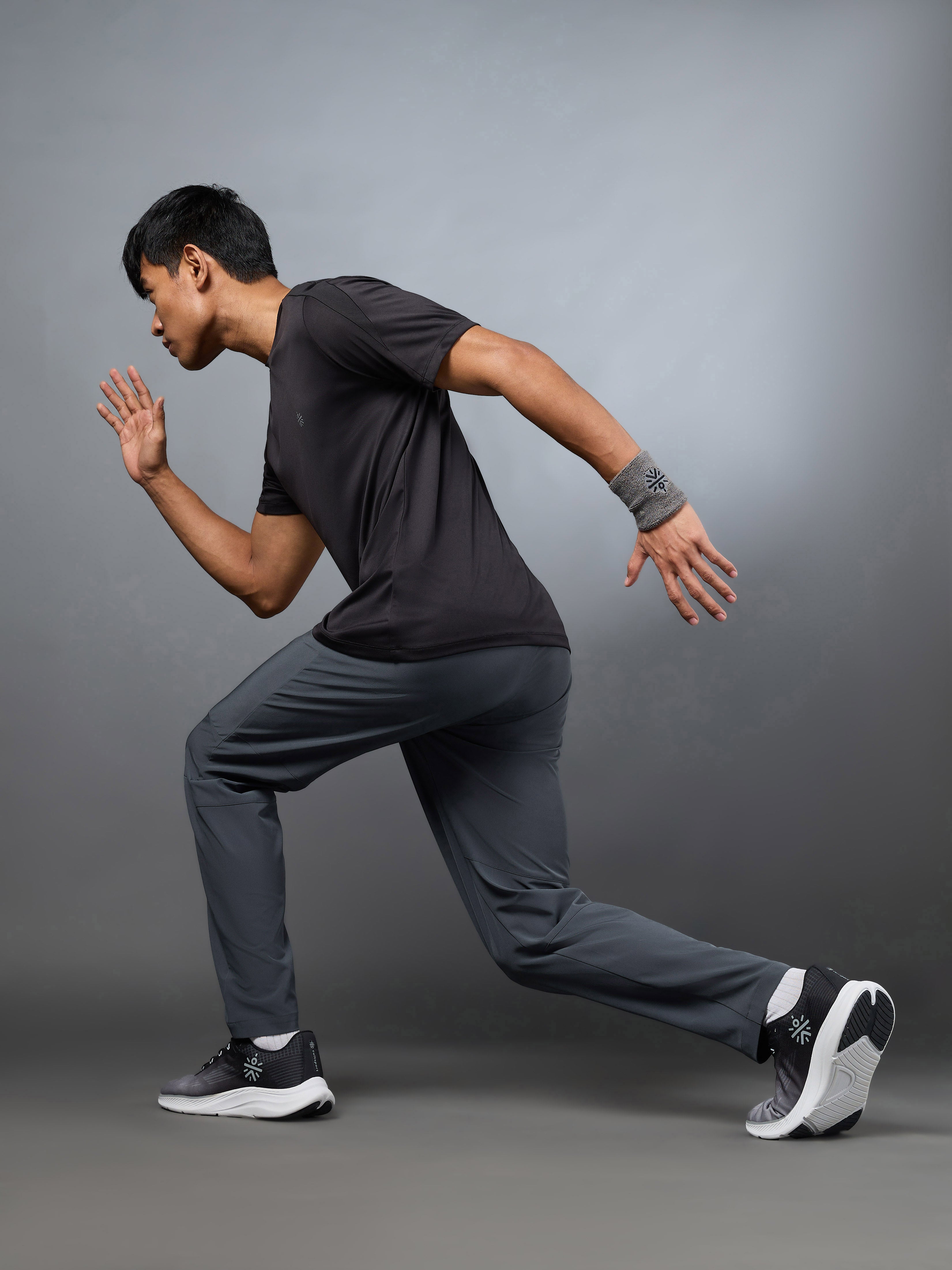 Men's Terrain Run Grey Trackpants