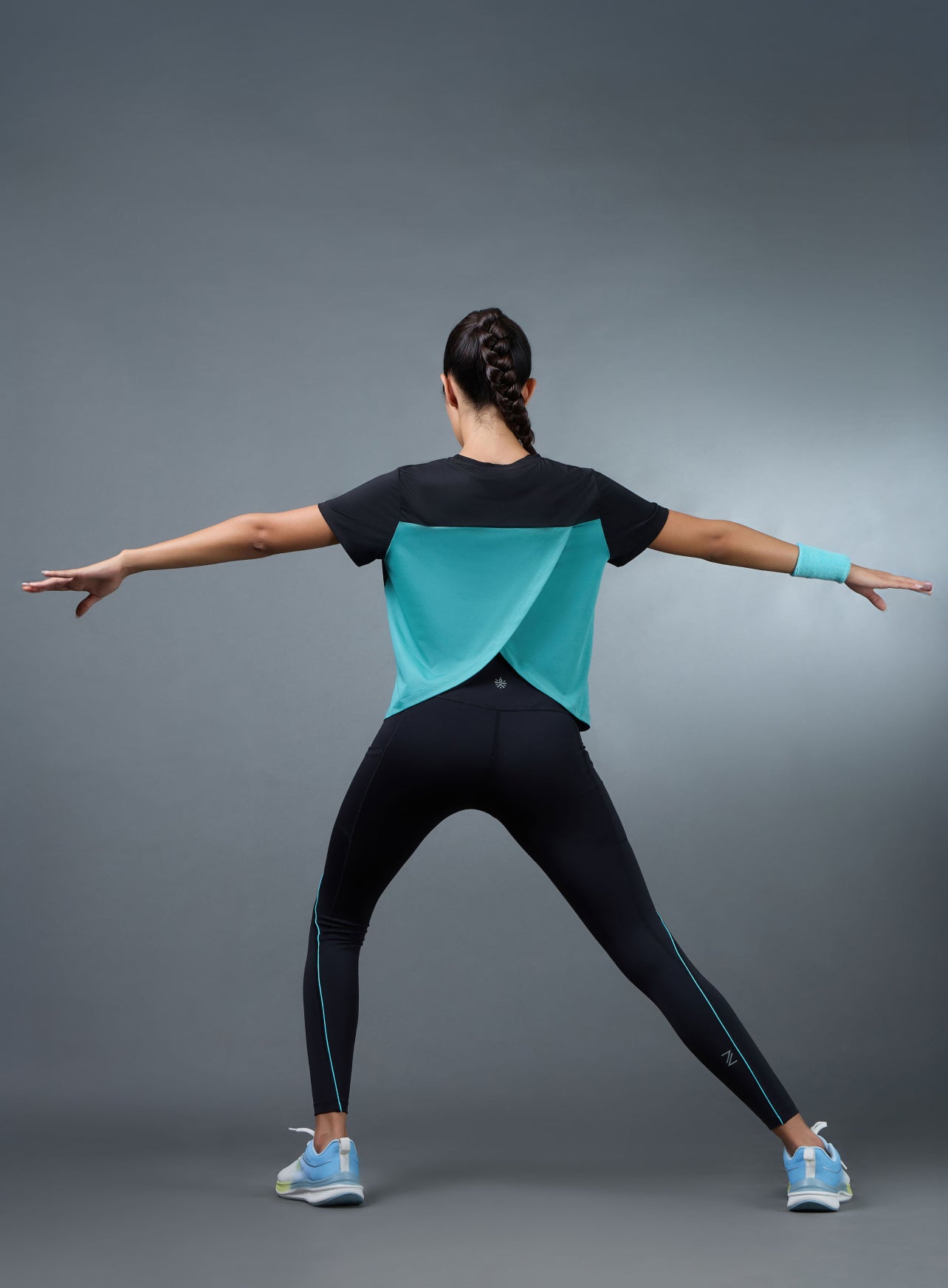 Women's Black Criss Cross Layered Active Top