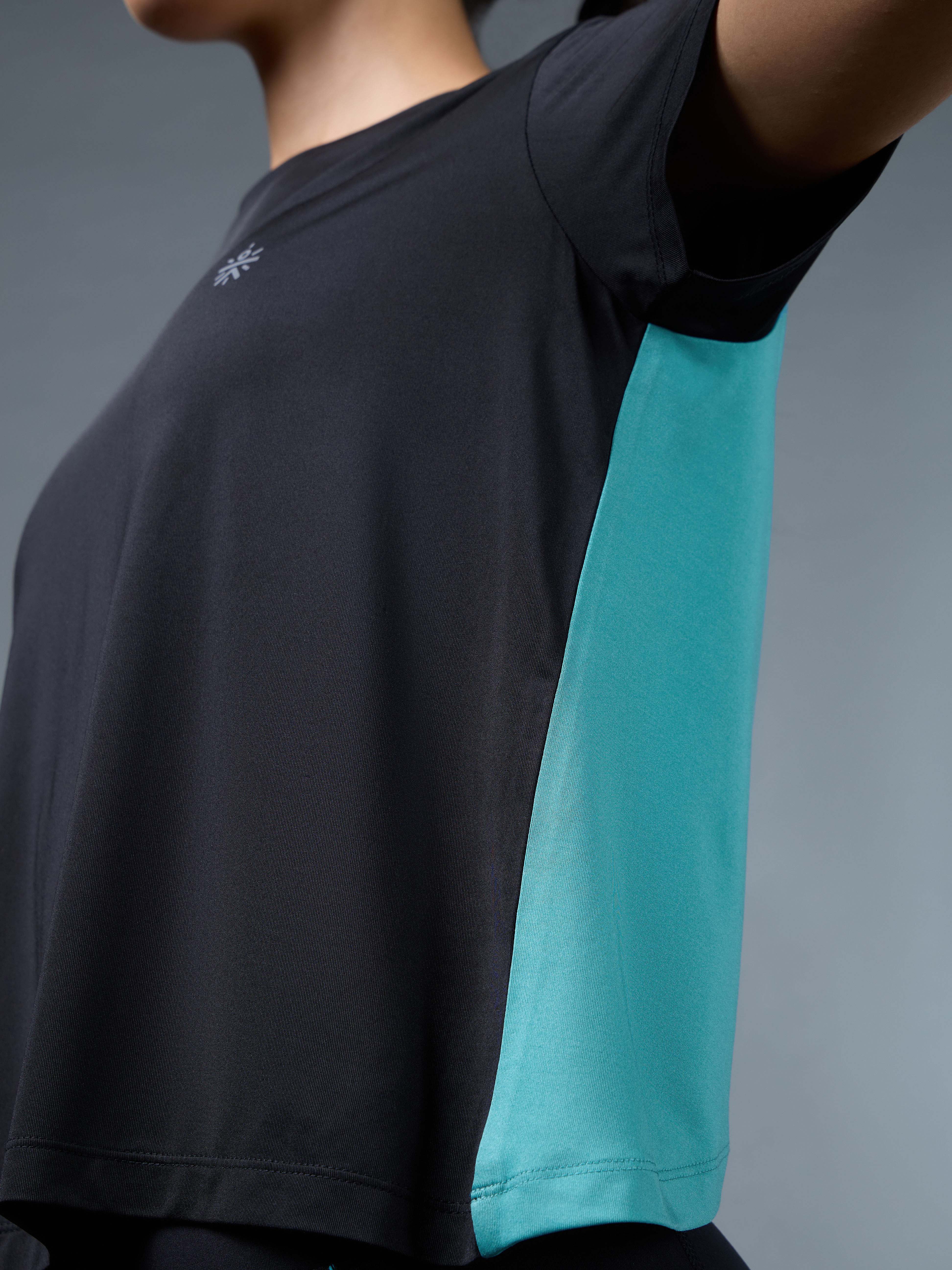 Women's Black Criss Cross Layered Active Top