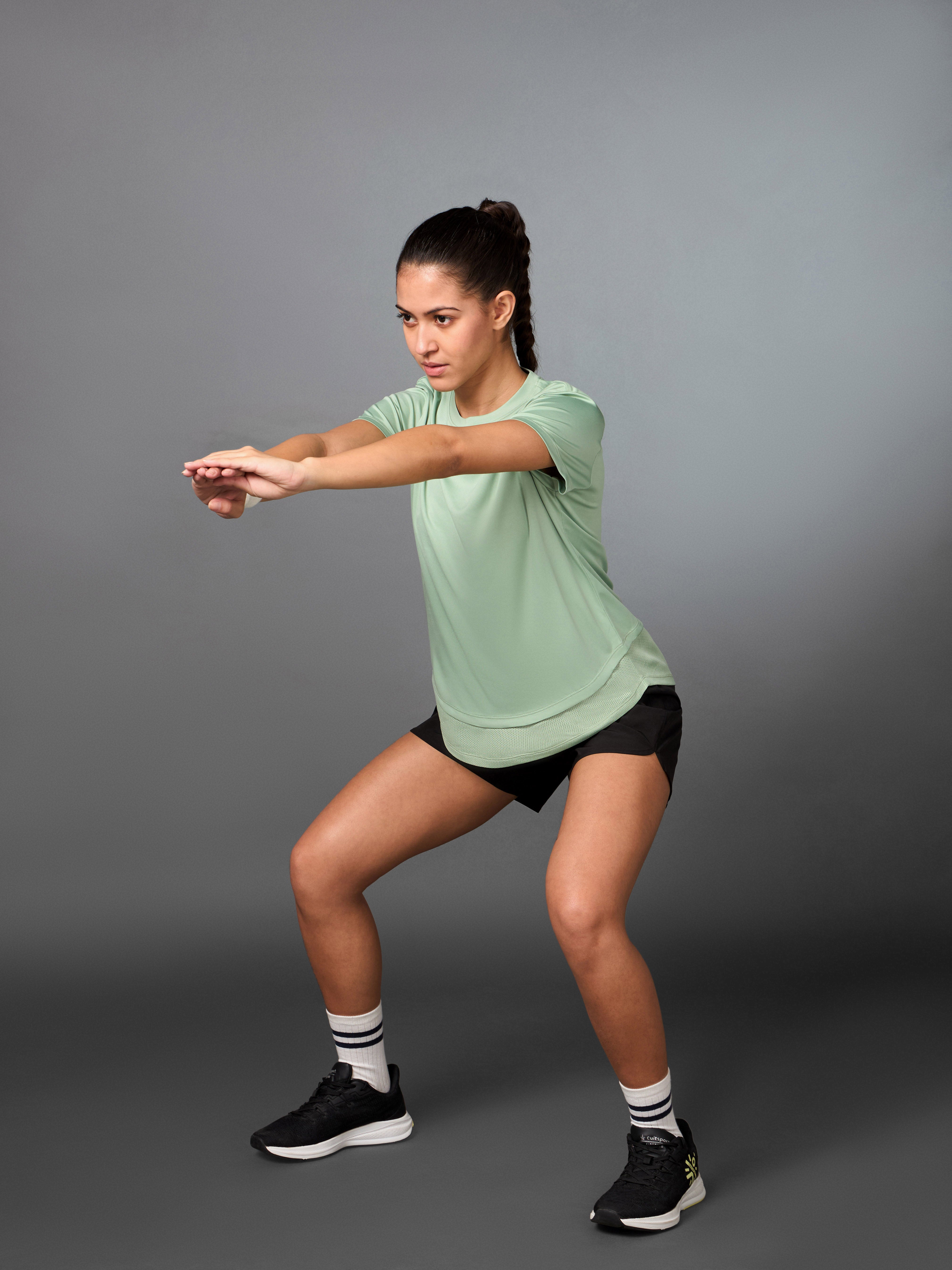 Women's Layered Hem Light Green Running Top