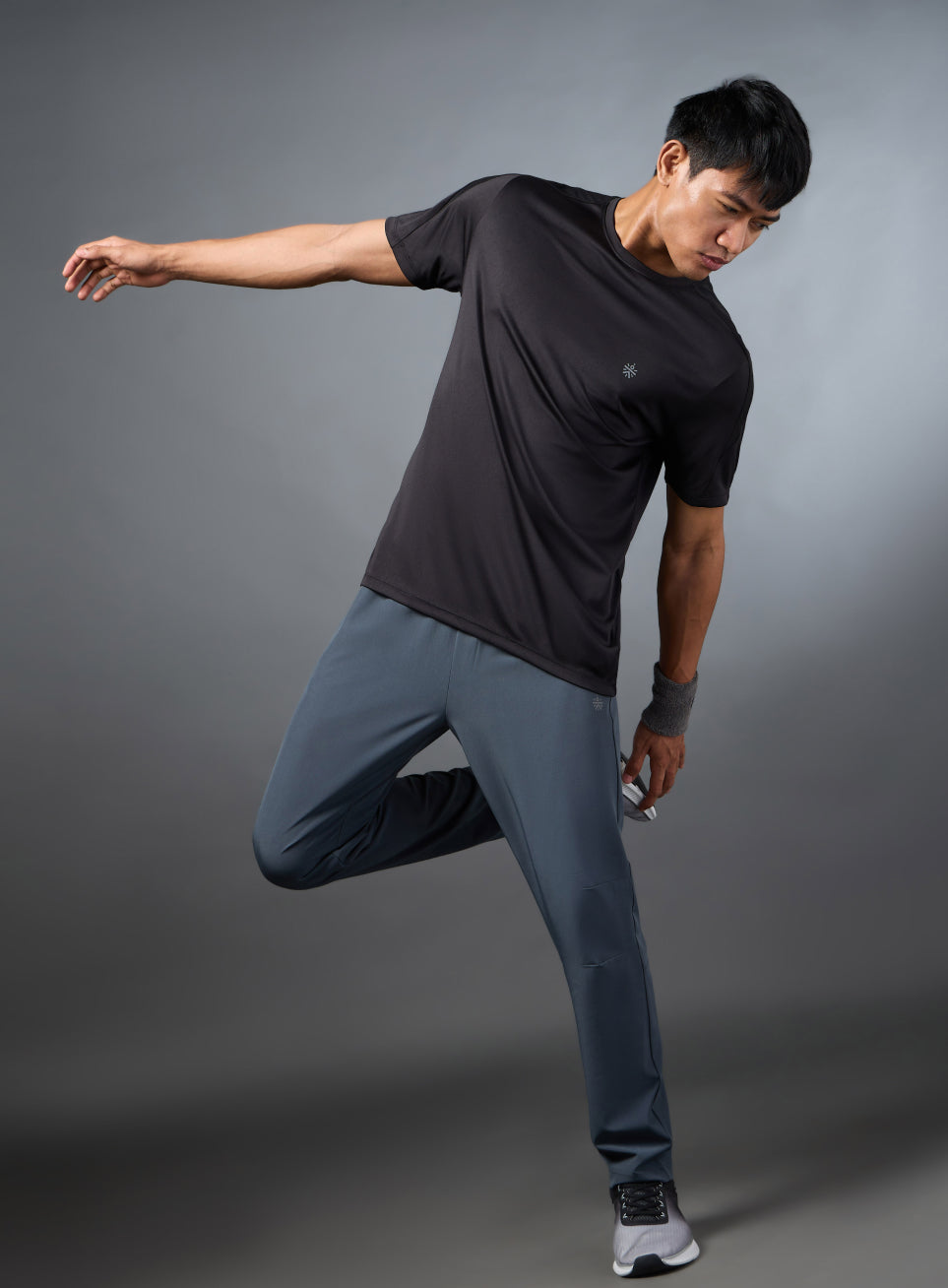 Men's Runner's Pro Black T-shirt