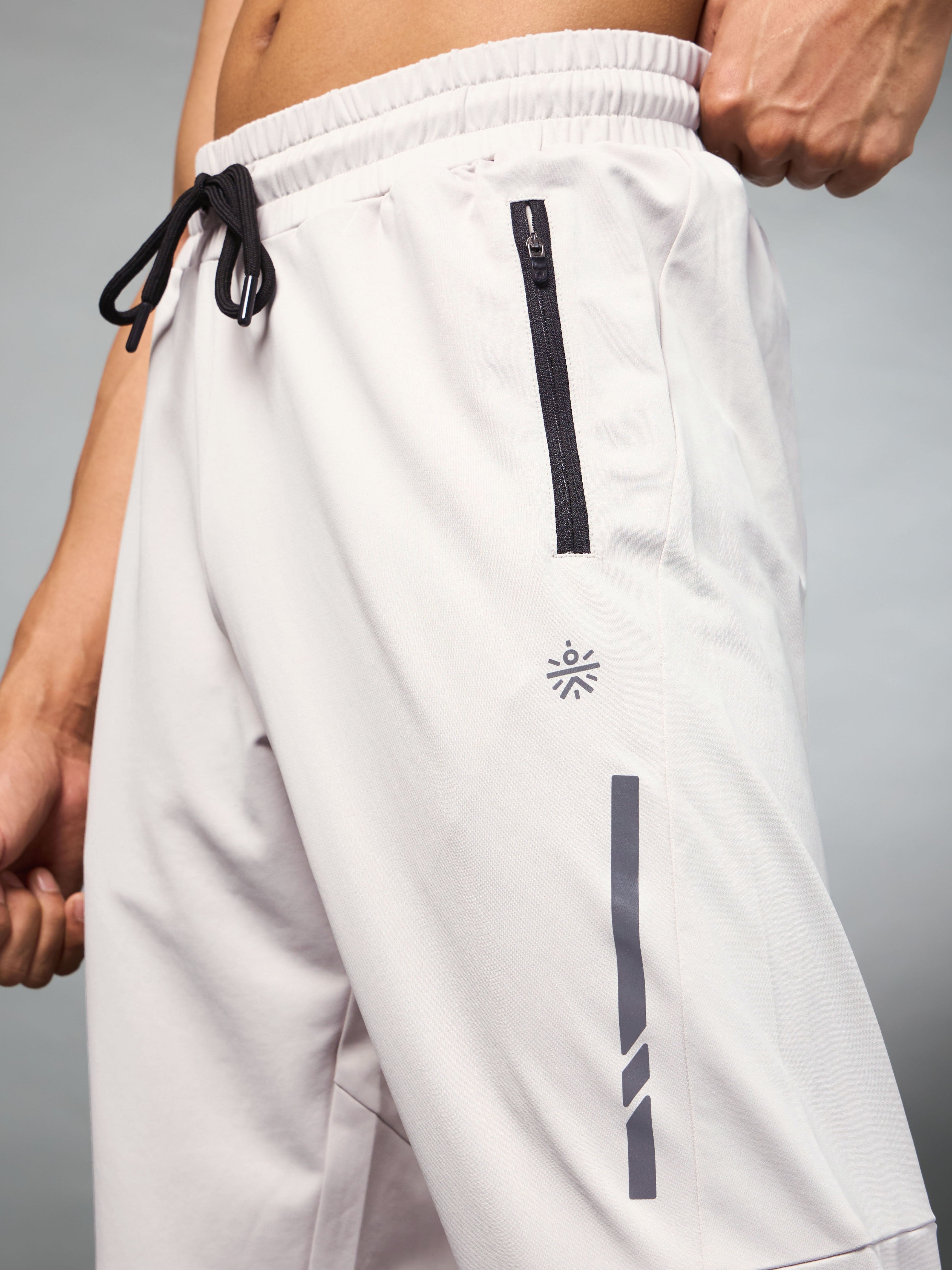 Men's Run Extra Mile Beige Joggers