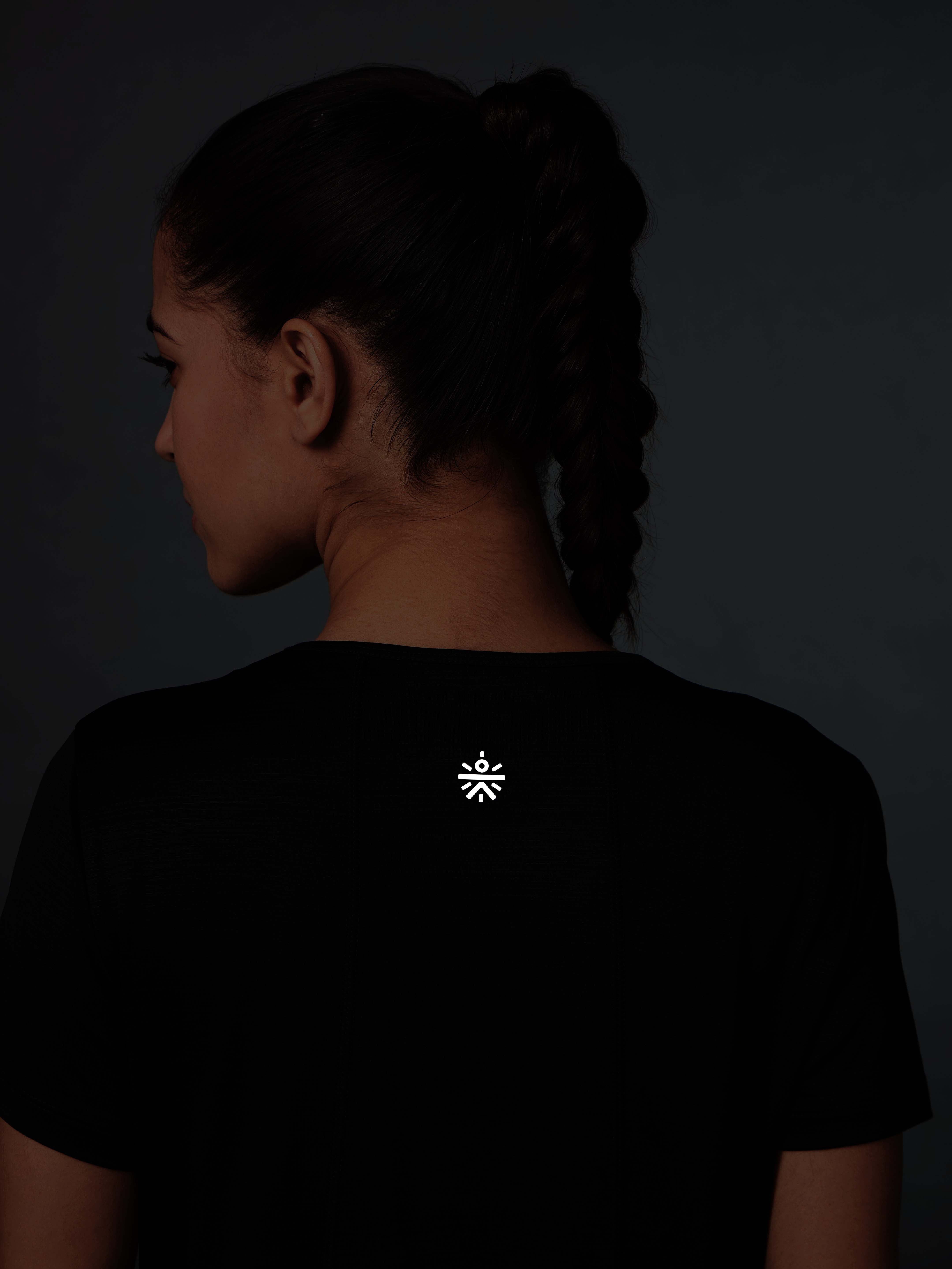 Women's Black Arrow Knit Running Top