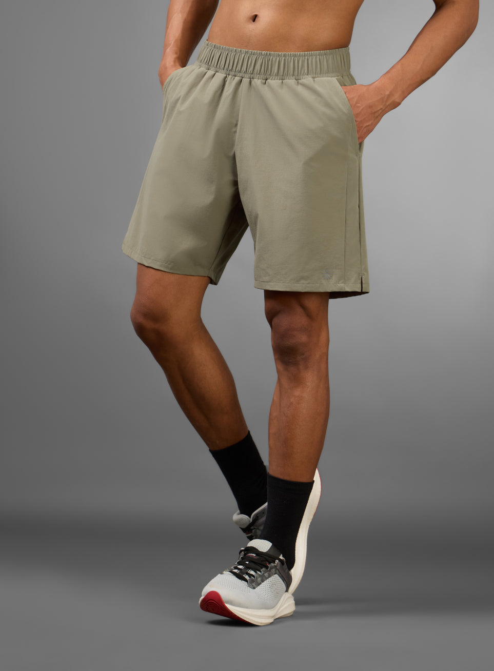 Men's Terrain Run Khaki Shorts