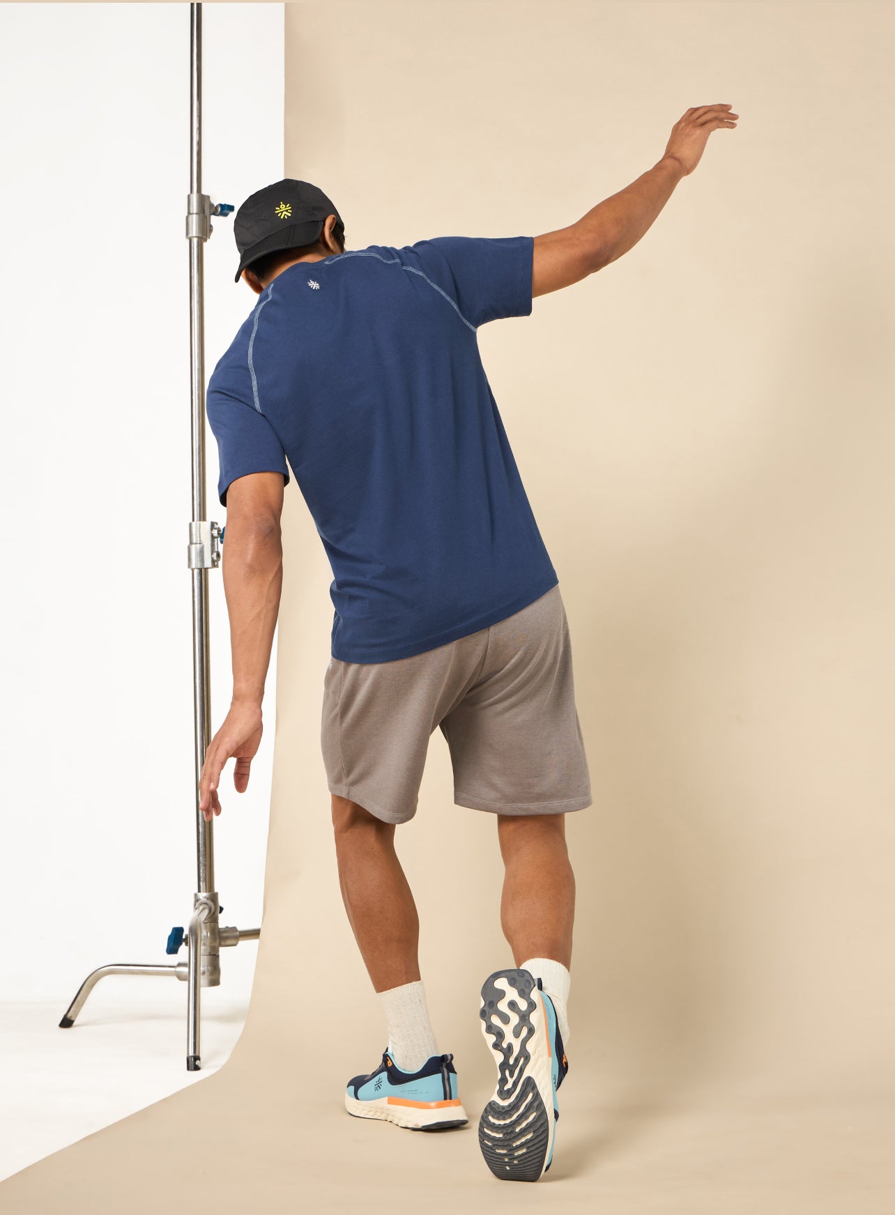 Men's Cult Essential Grey Training T-shirt