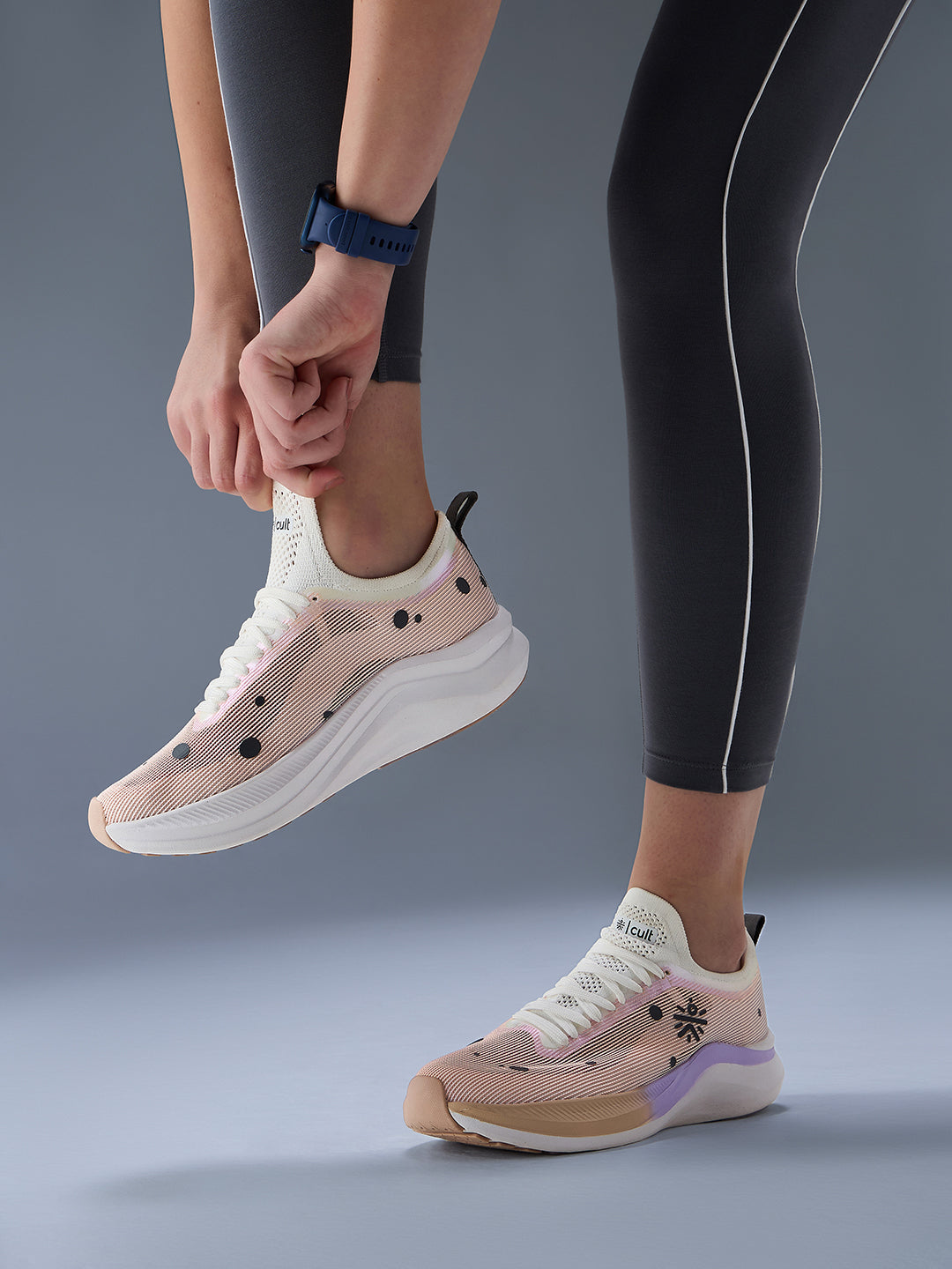 cult Women's Glidewave Running Shoes - Peach