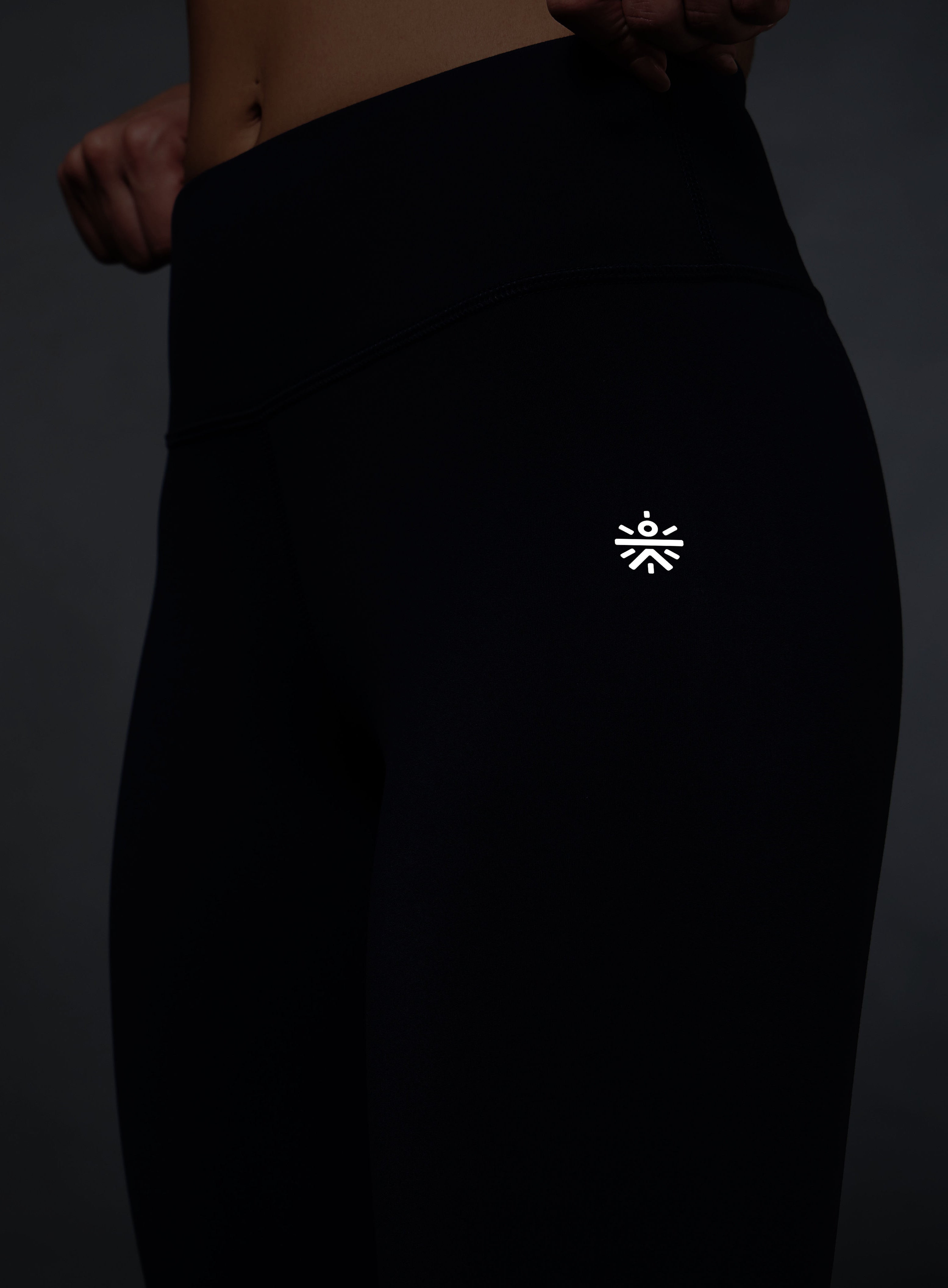 Women's Navy Cropped Performance COMFlex Tights