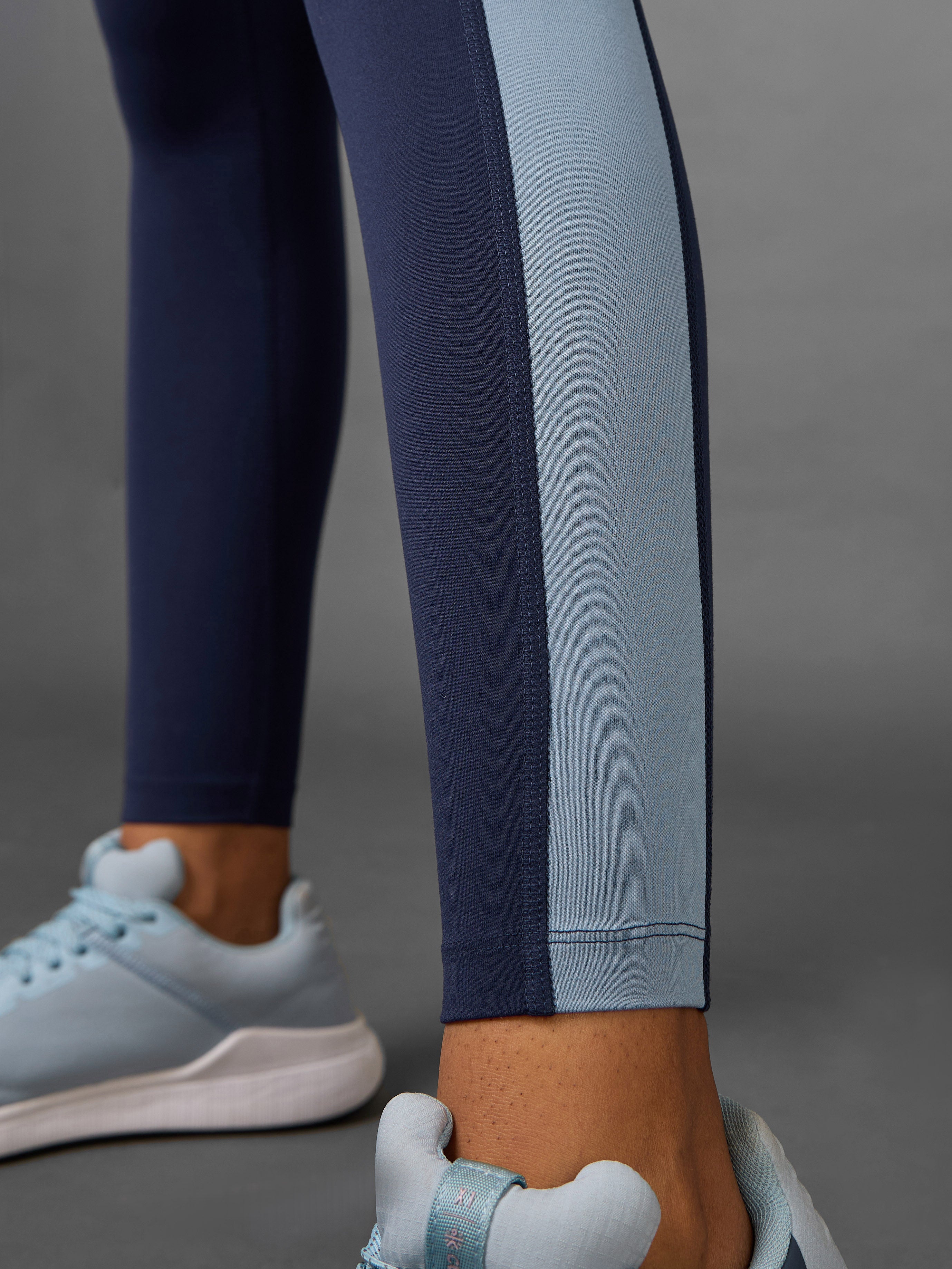 Women's Navy Transform COMFlex Tights