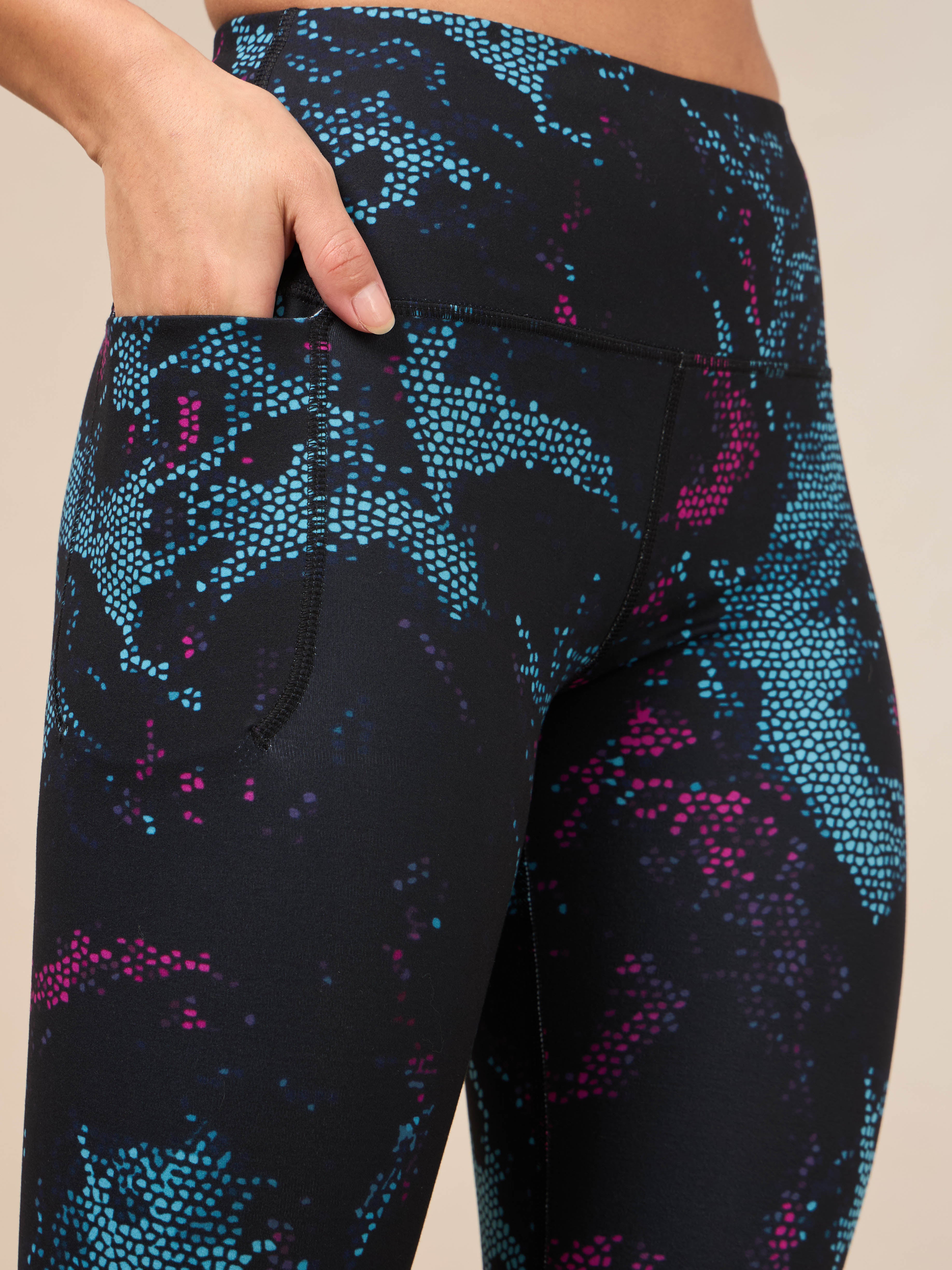 Women's Black Printed Train All Day COMFlex Tights