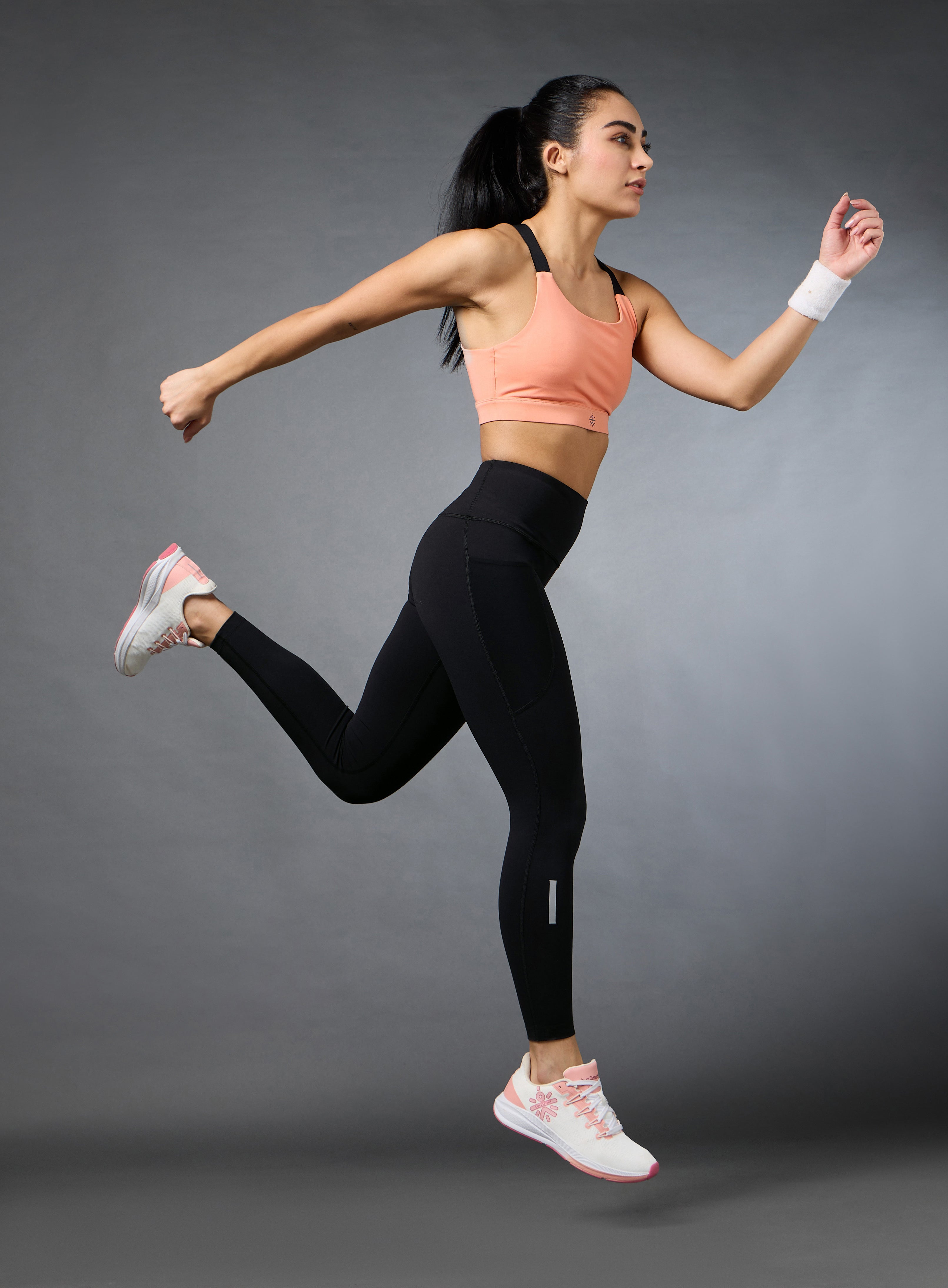 Women's Black Run Elevate COMFLex Tights