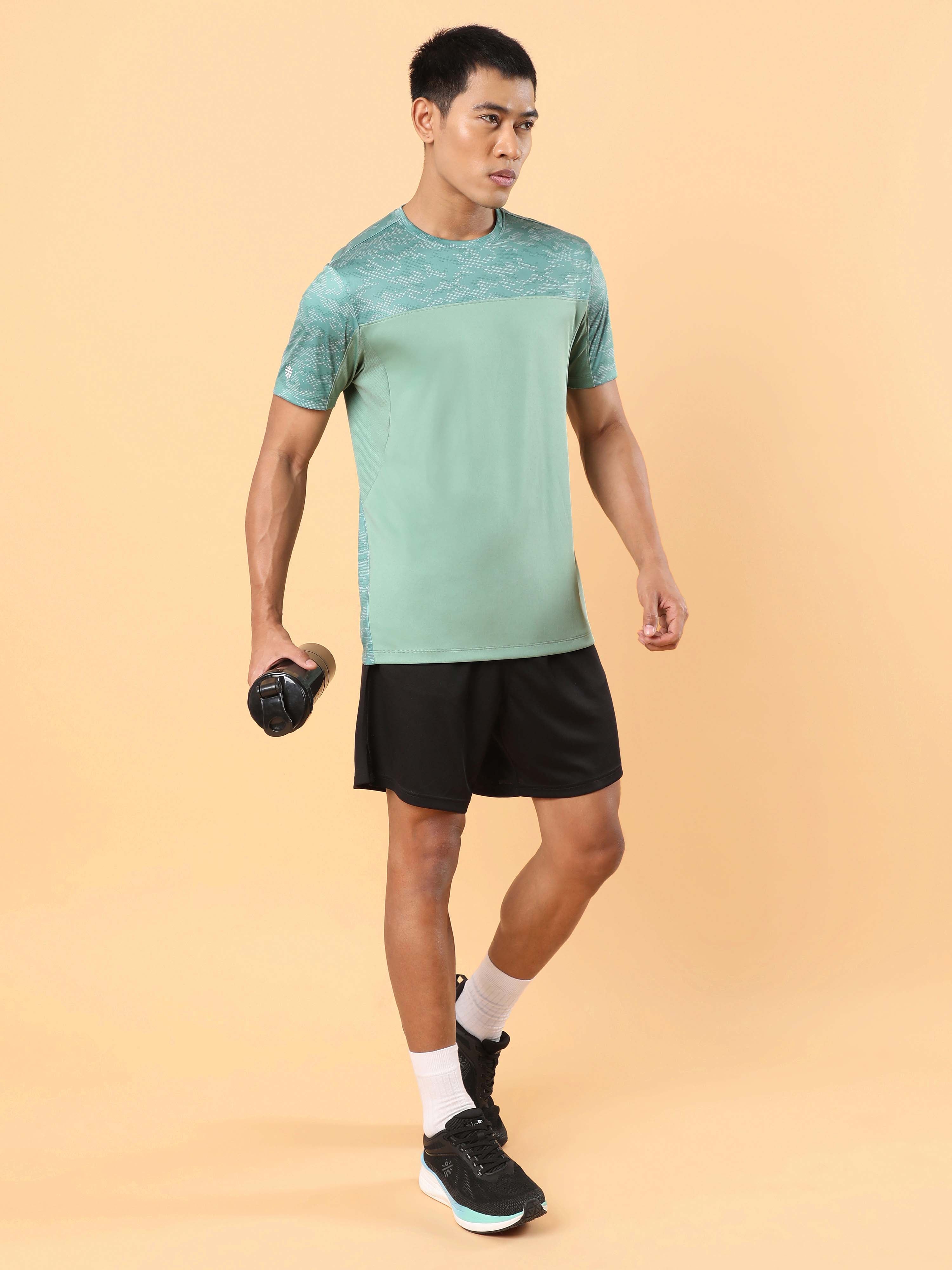 Men's Green Advance Play Active T-shirt