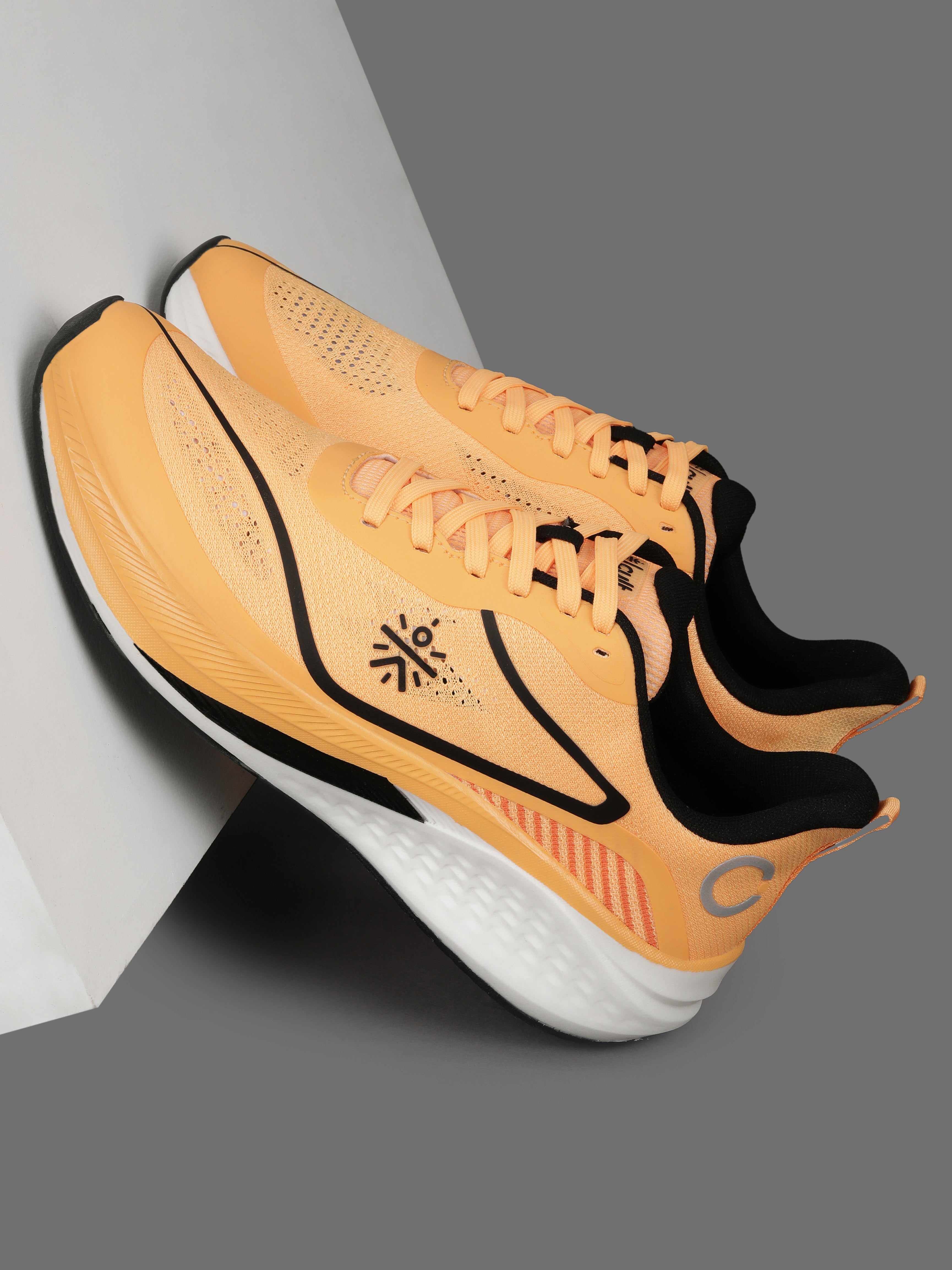 cult Men's Stratus Running Shoes - Orange